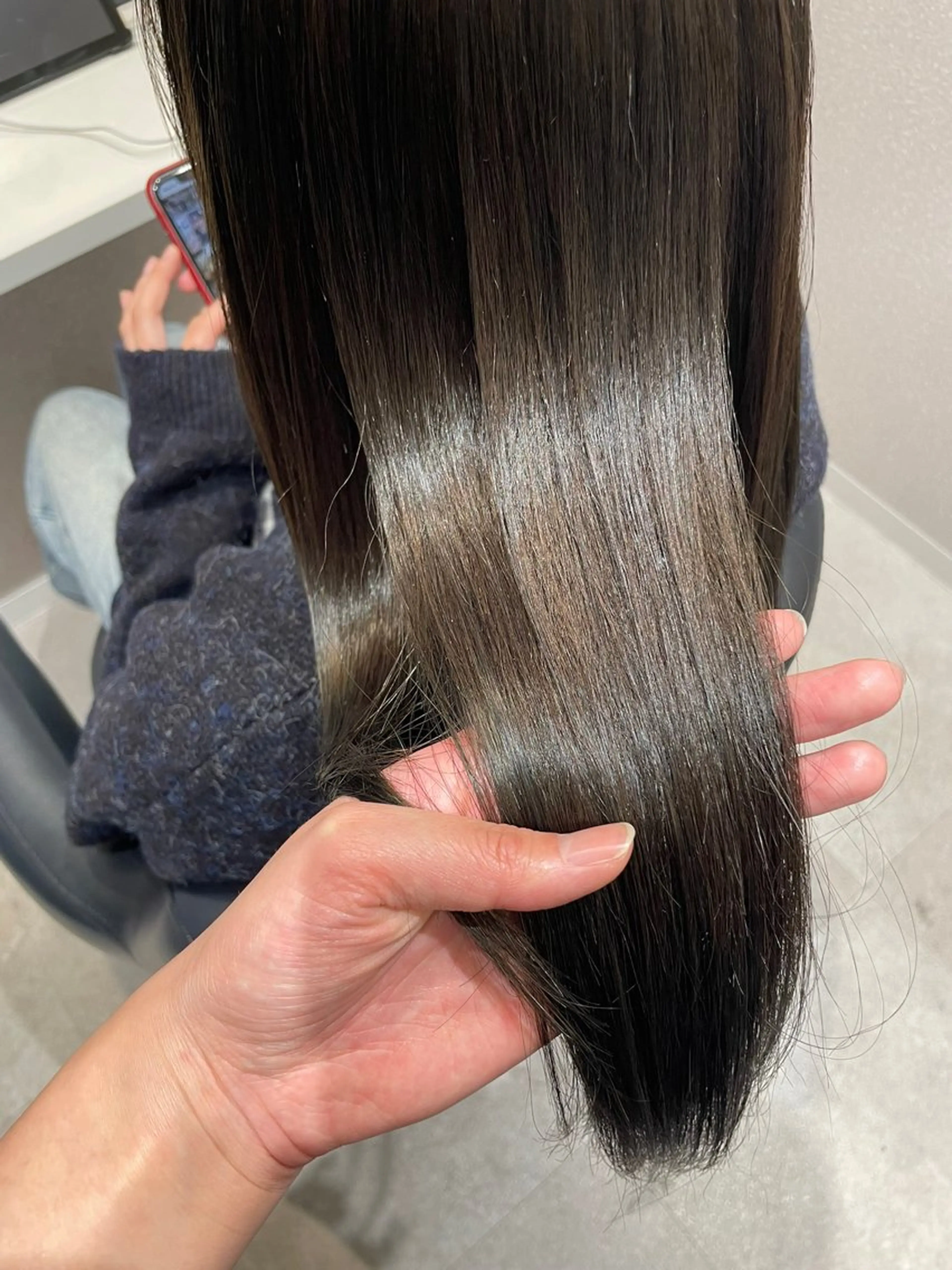 ロング カラー グレージュ オリーブグレージュ オリーブグレー 髪質改善 酸性ストレート カット ヘアカラー 縮毛矯正 女性リピ90%🍨 🩷佐藤みずきのヘアスタイル