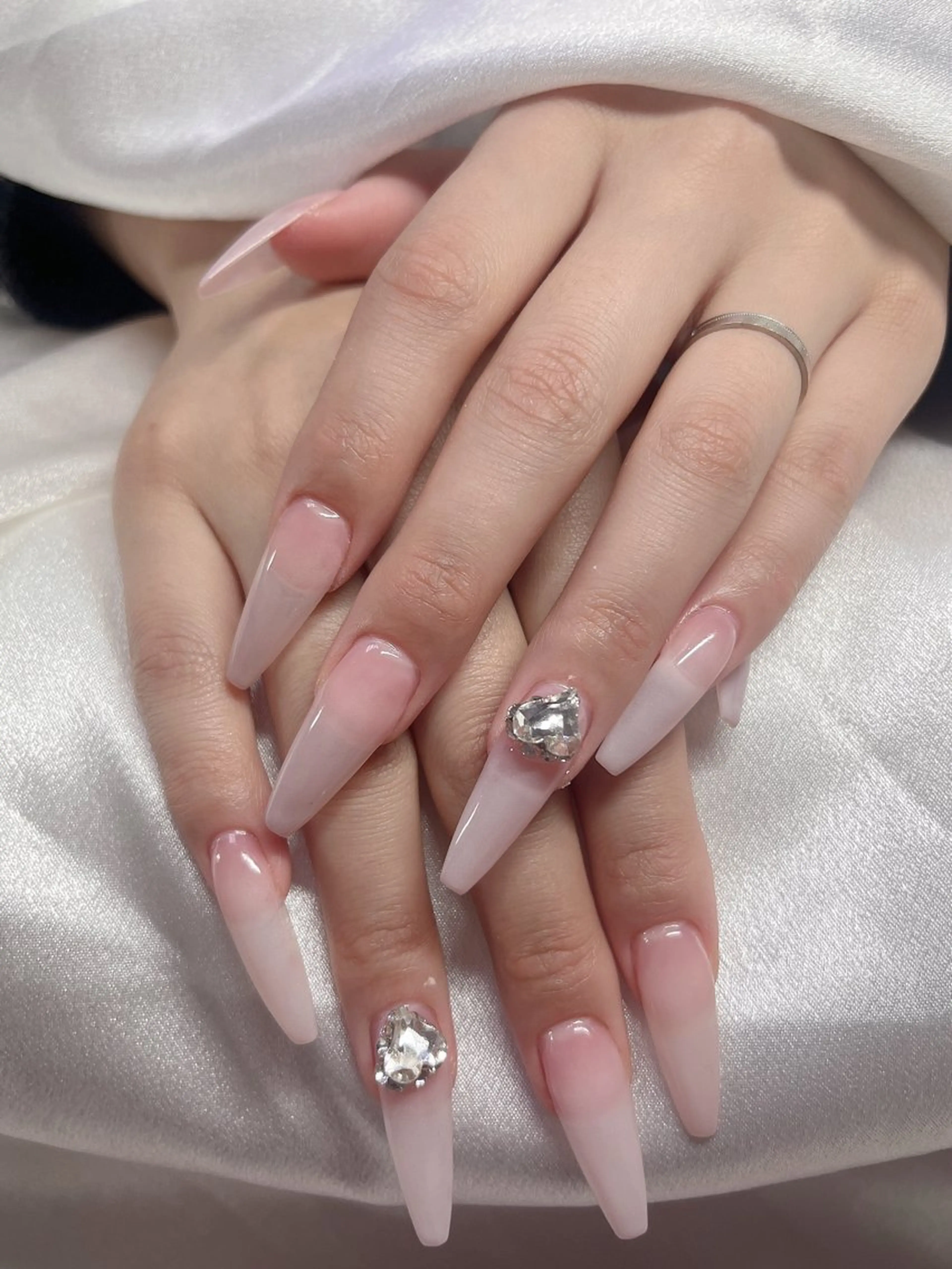 ネイル ハンドネイル ユニークネイルサロン カカのネイルデザイン