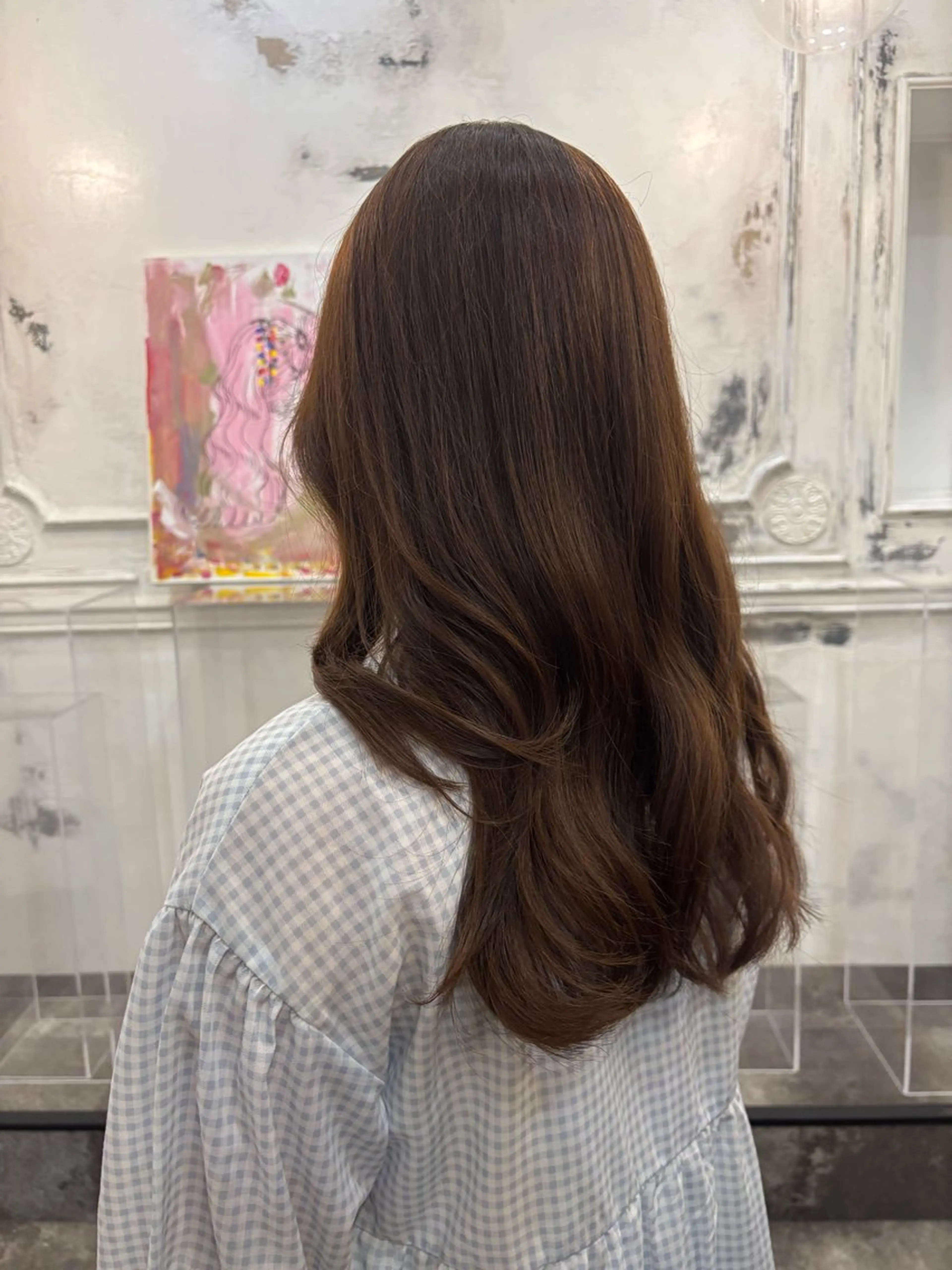 セミロング レイヤーカット comeghead 琴音のヘアスタイル