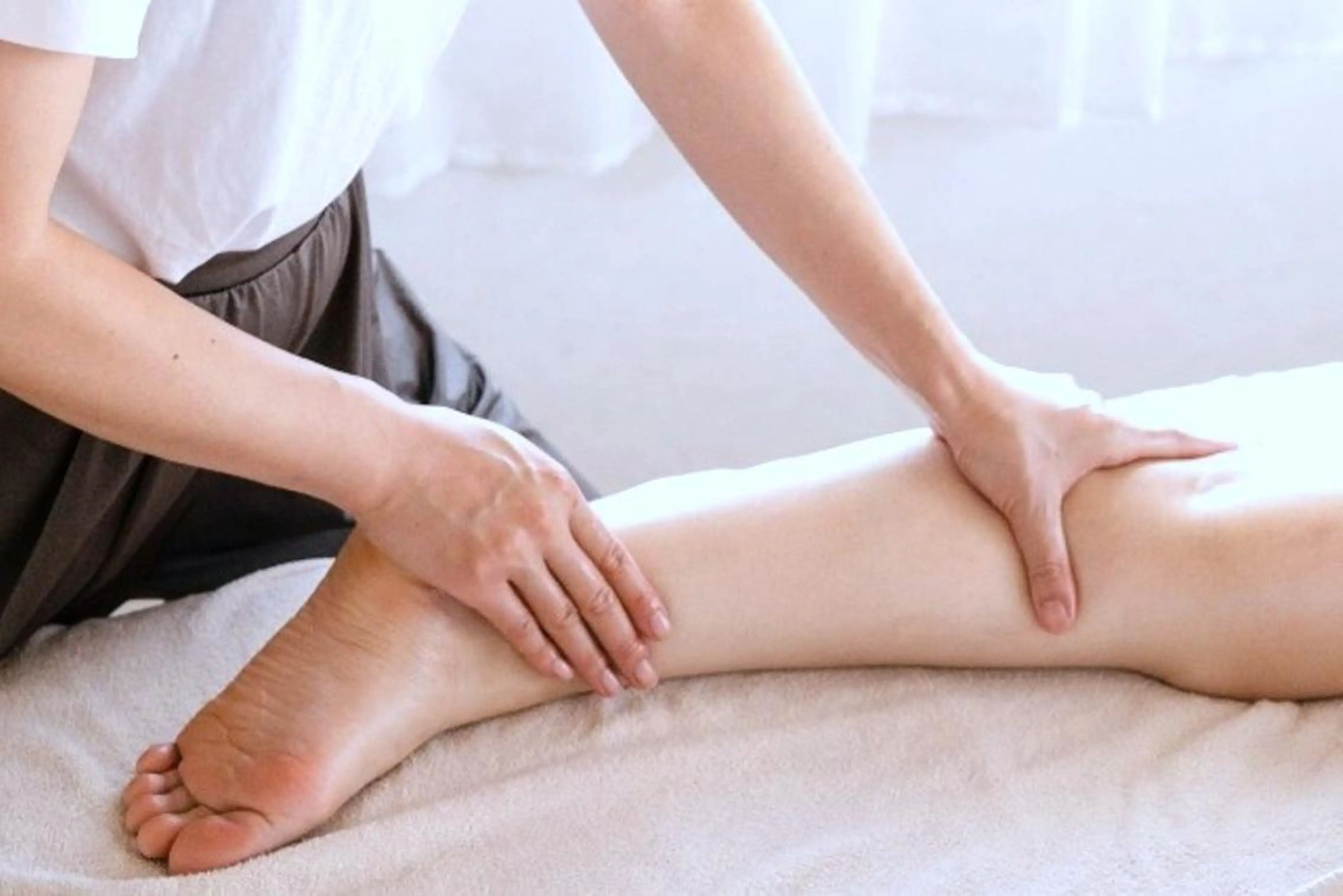 【むくみ足に】極圧ドライヘッドスパ30分+首肩腕or背中アロマ&リフレ45分の写真