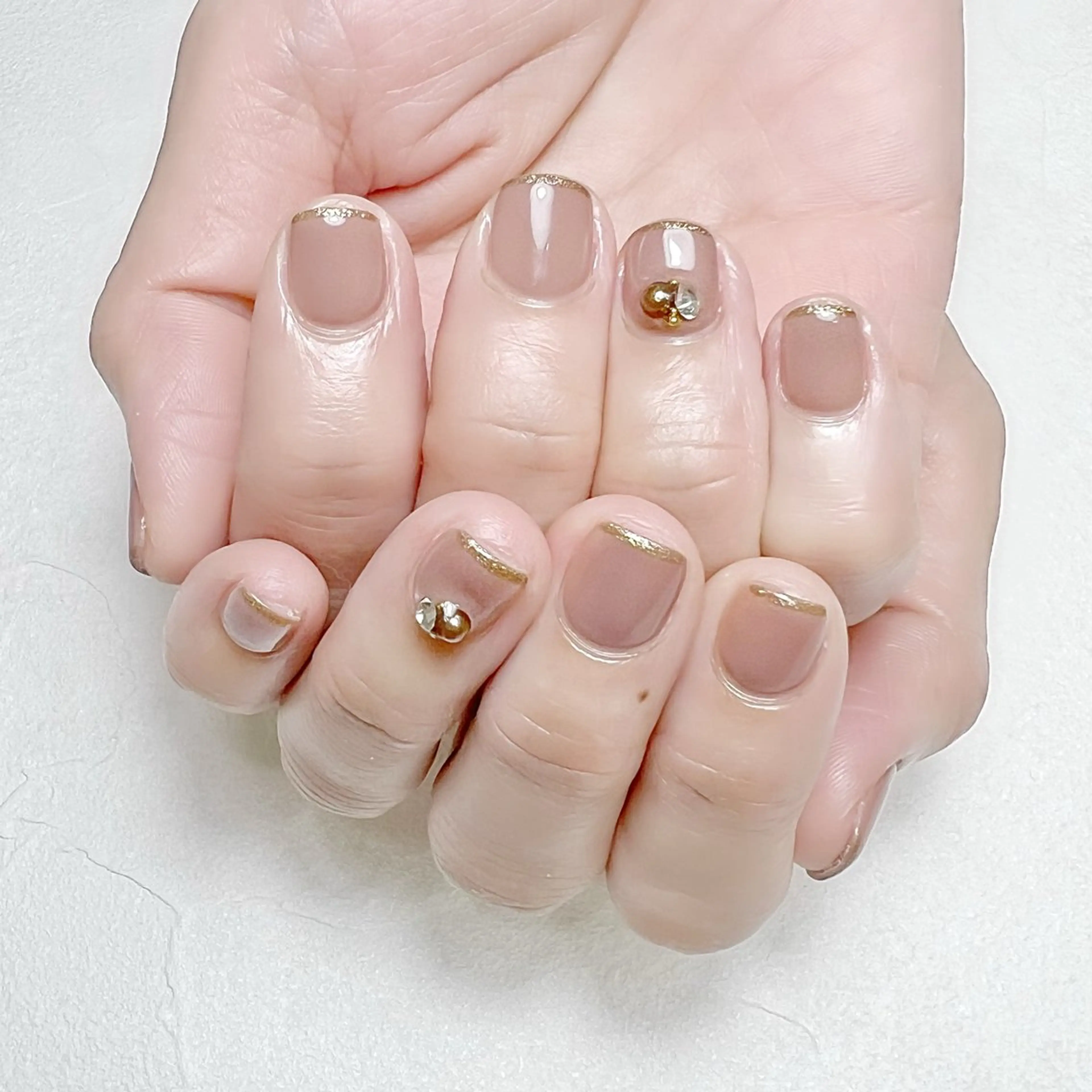 ネイル アートネイル ラメ(グリッター) オフィスネイル ワンカラーネイル rouse nail RISATOのネイルデザイン