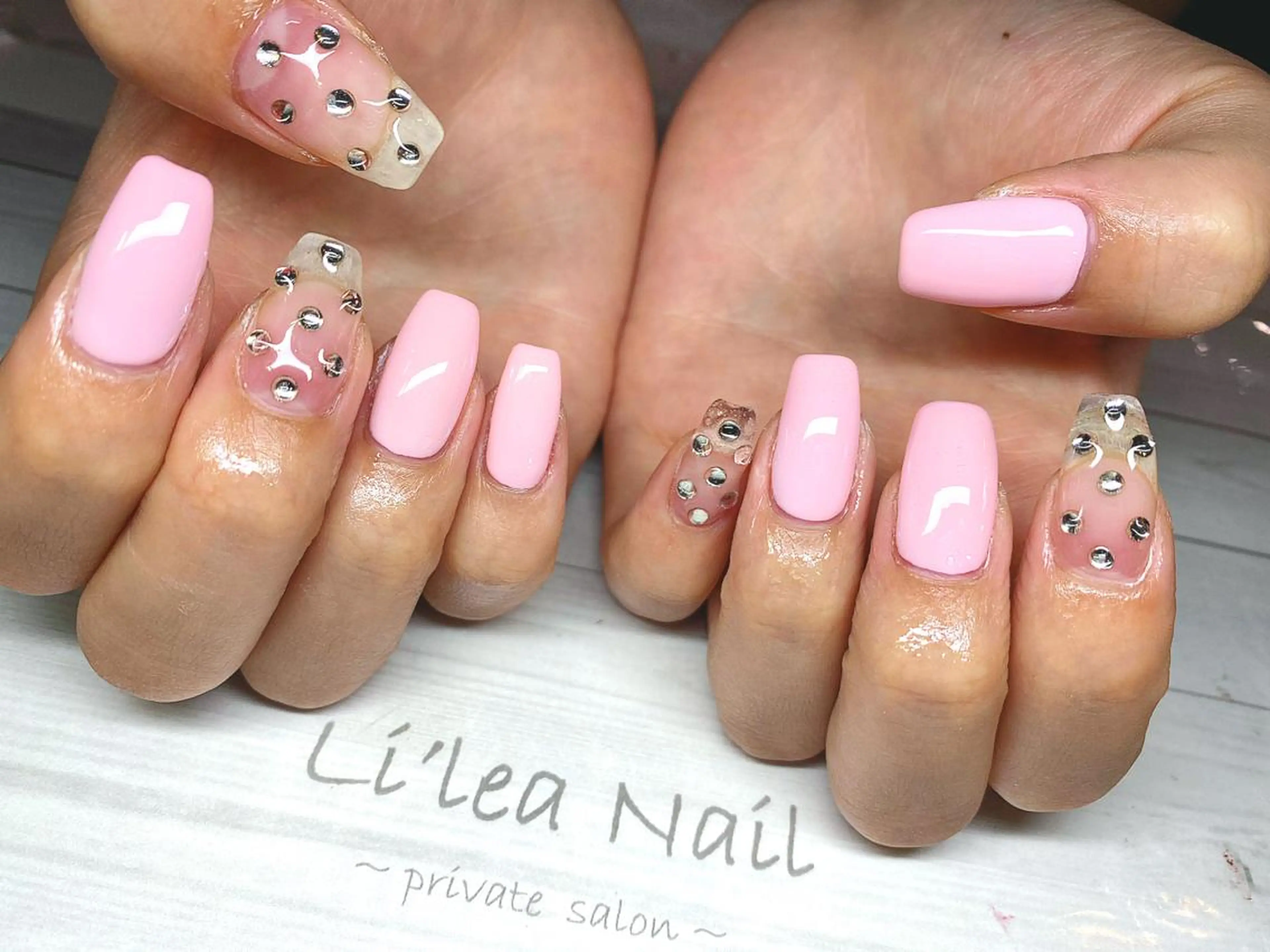 ネイル Li'leaNail AINAのネイルデザイン