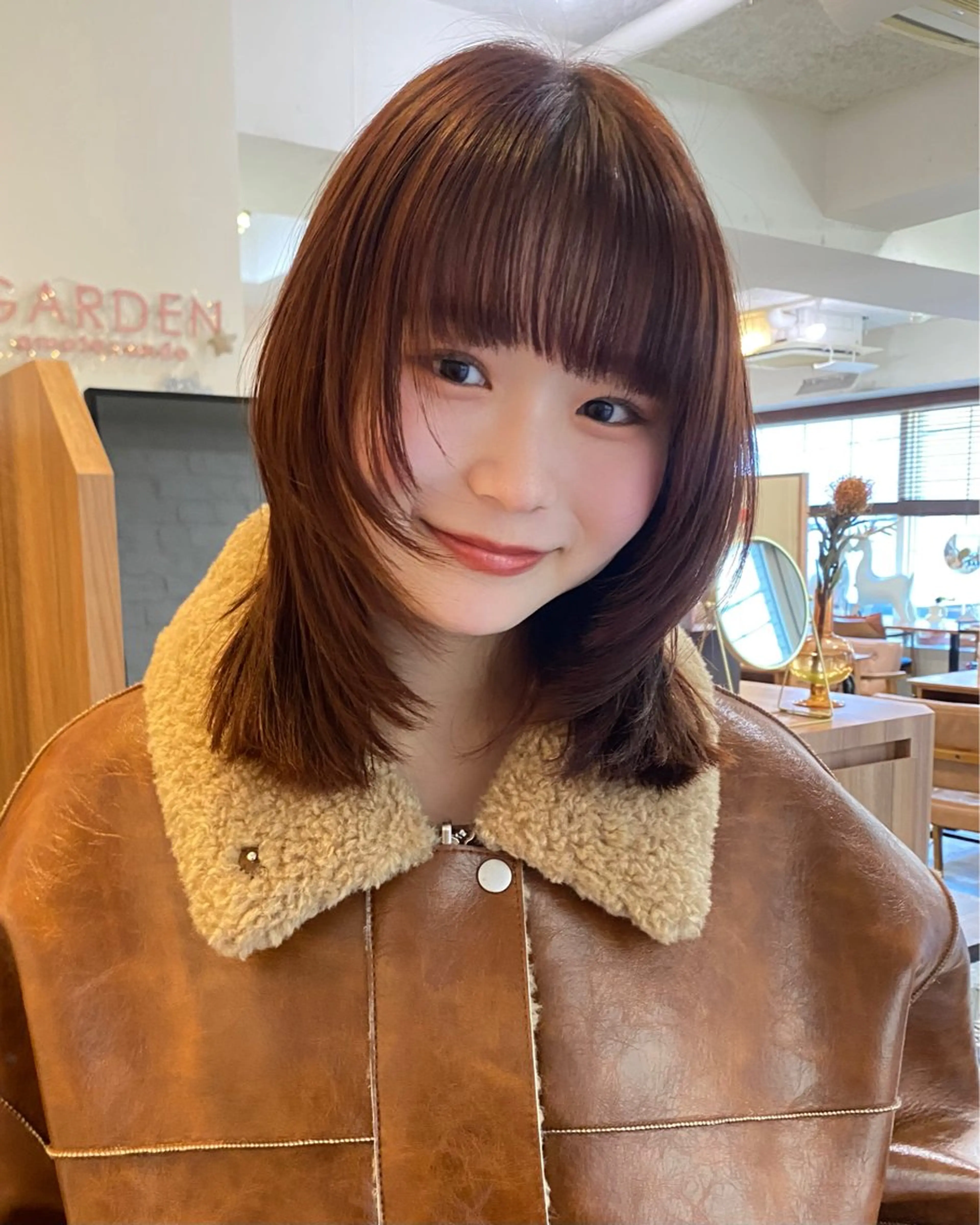 ミディアム カラー カット ヘアカラー トリートメント shiori/暖色/ レイヤー/似合わせのヘアスタイル