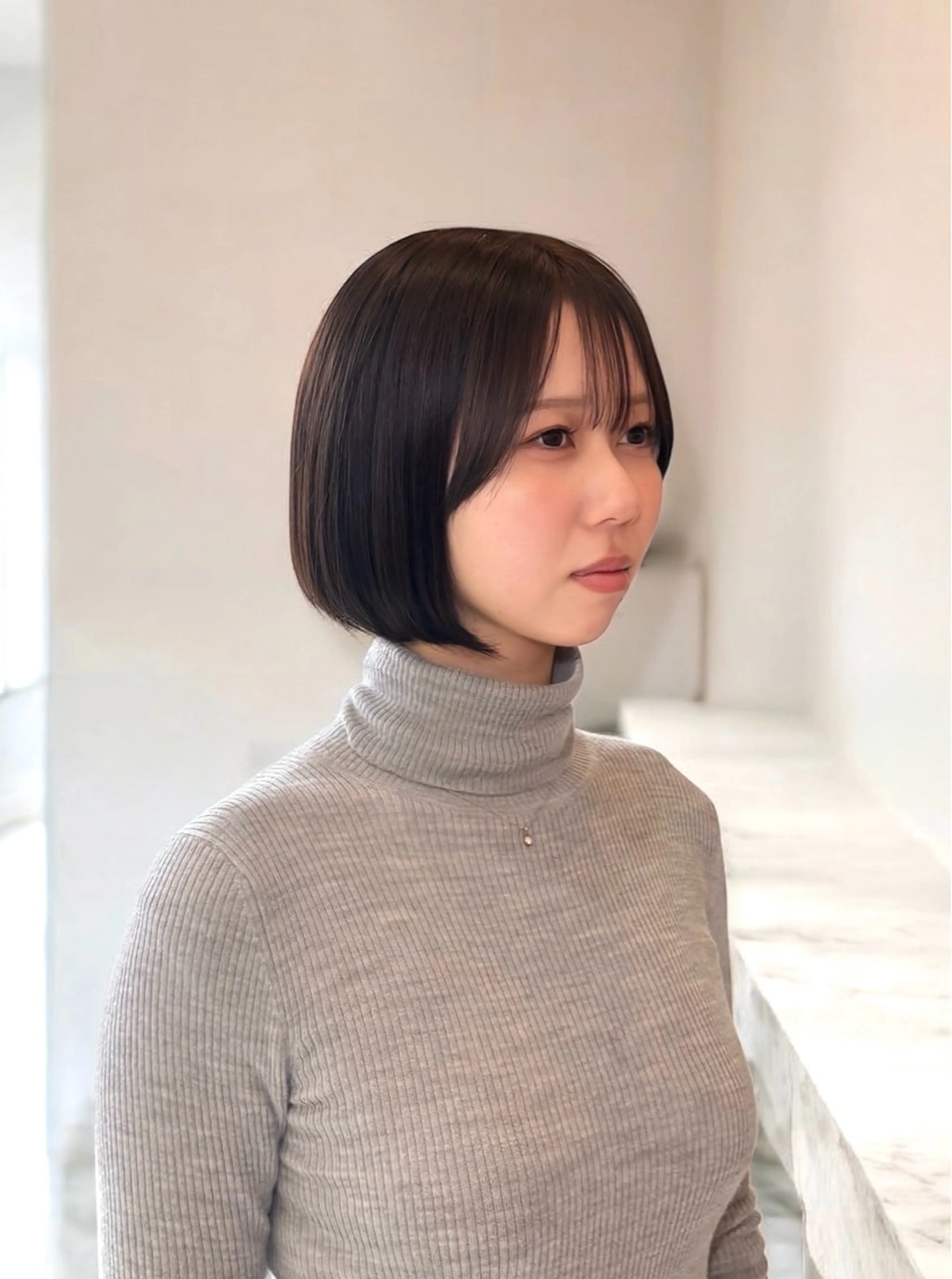 ショート ボブ カット ヘアカラー 小野 友暉のヘアスタイル