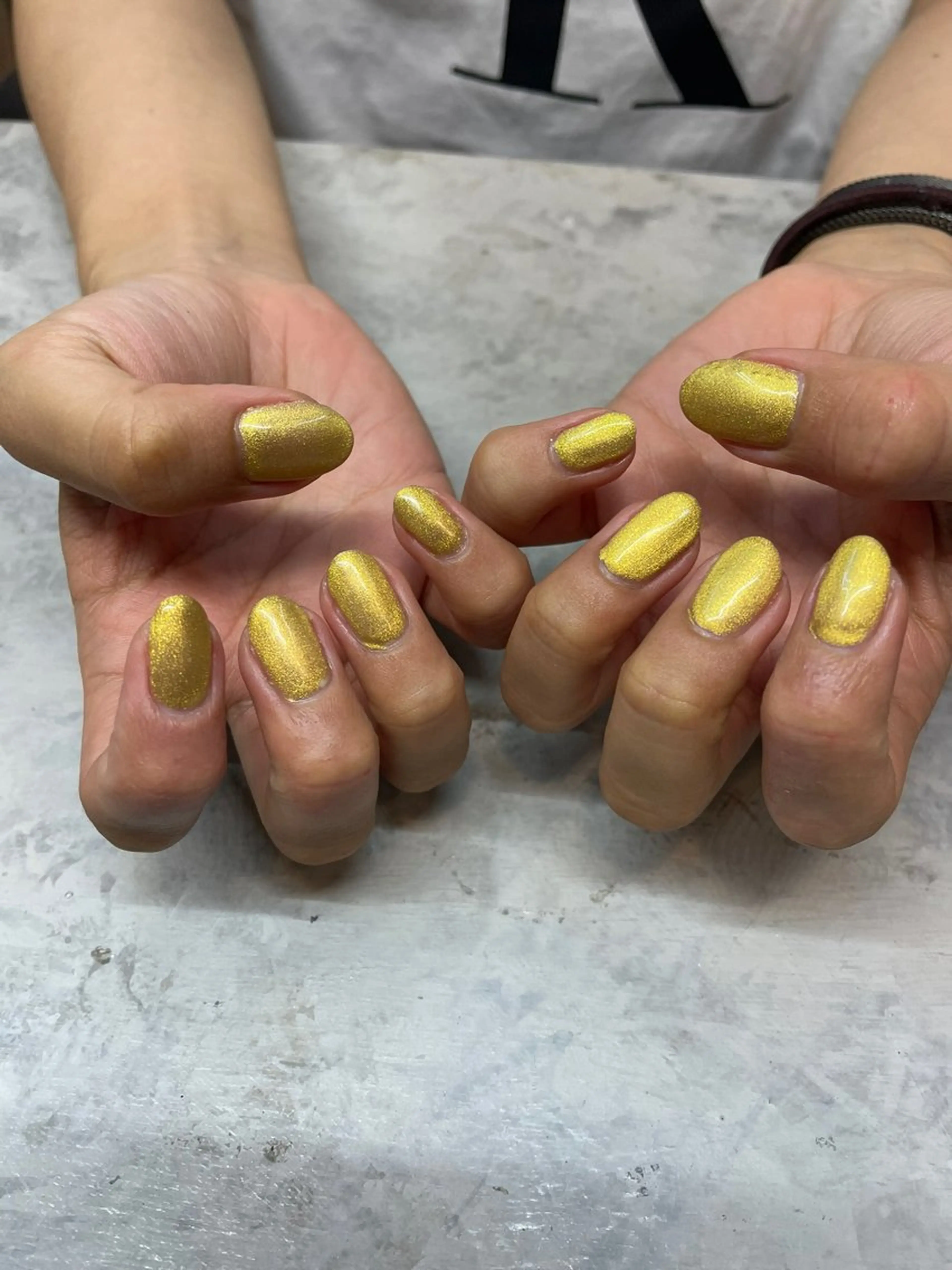 ネイル マグネットネイル ハンドネイル シンプリーワン 渋谷店🪄MOENAのネイルデザイン