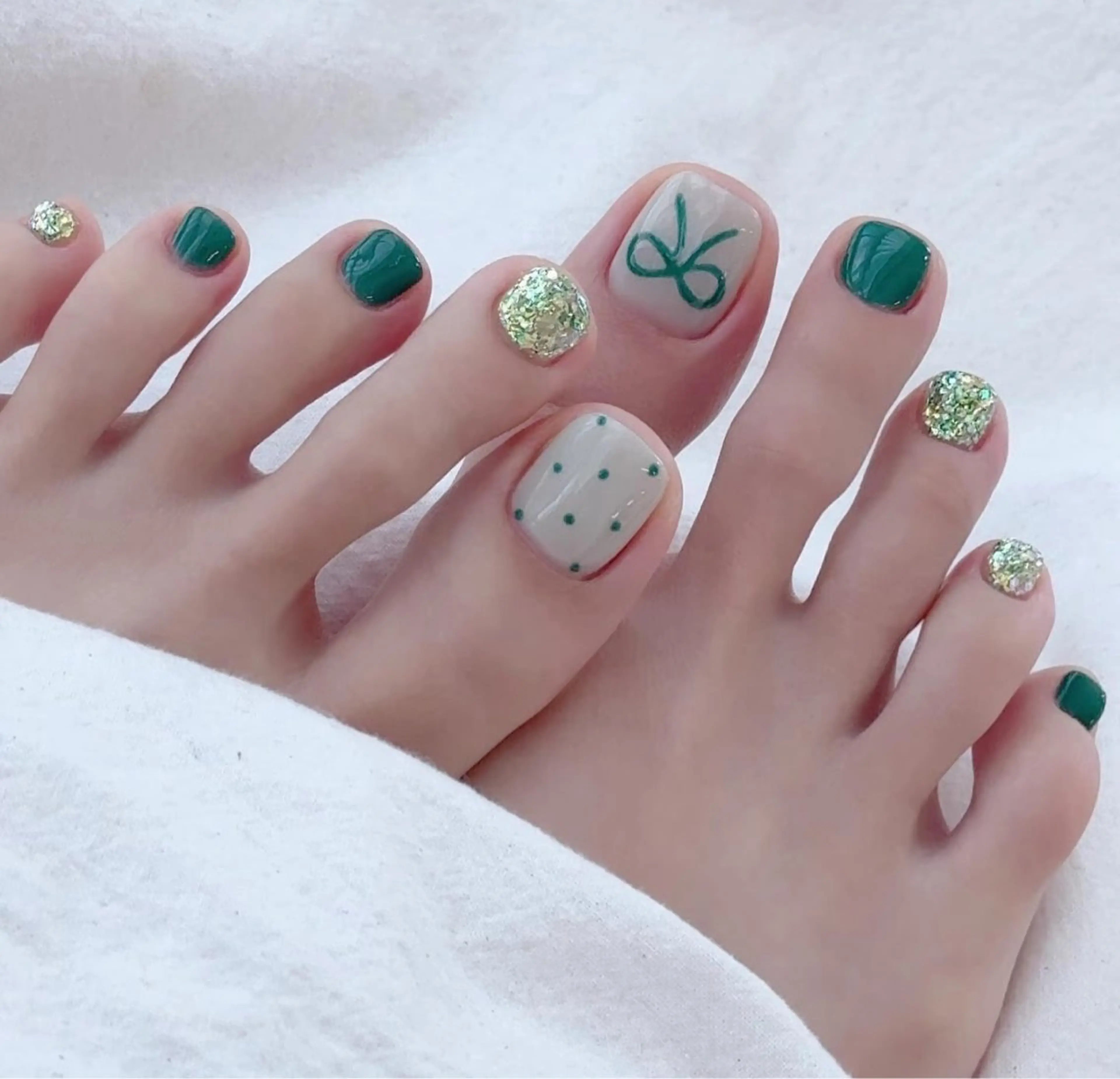 ネイル フットネイル Lynn_ Nailのネイルデザイン