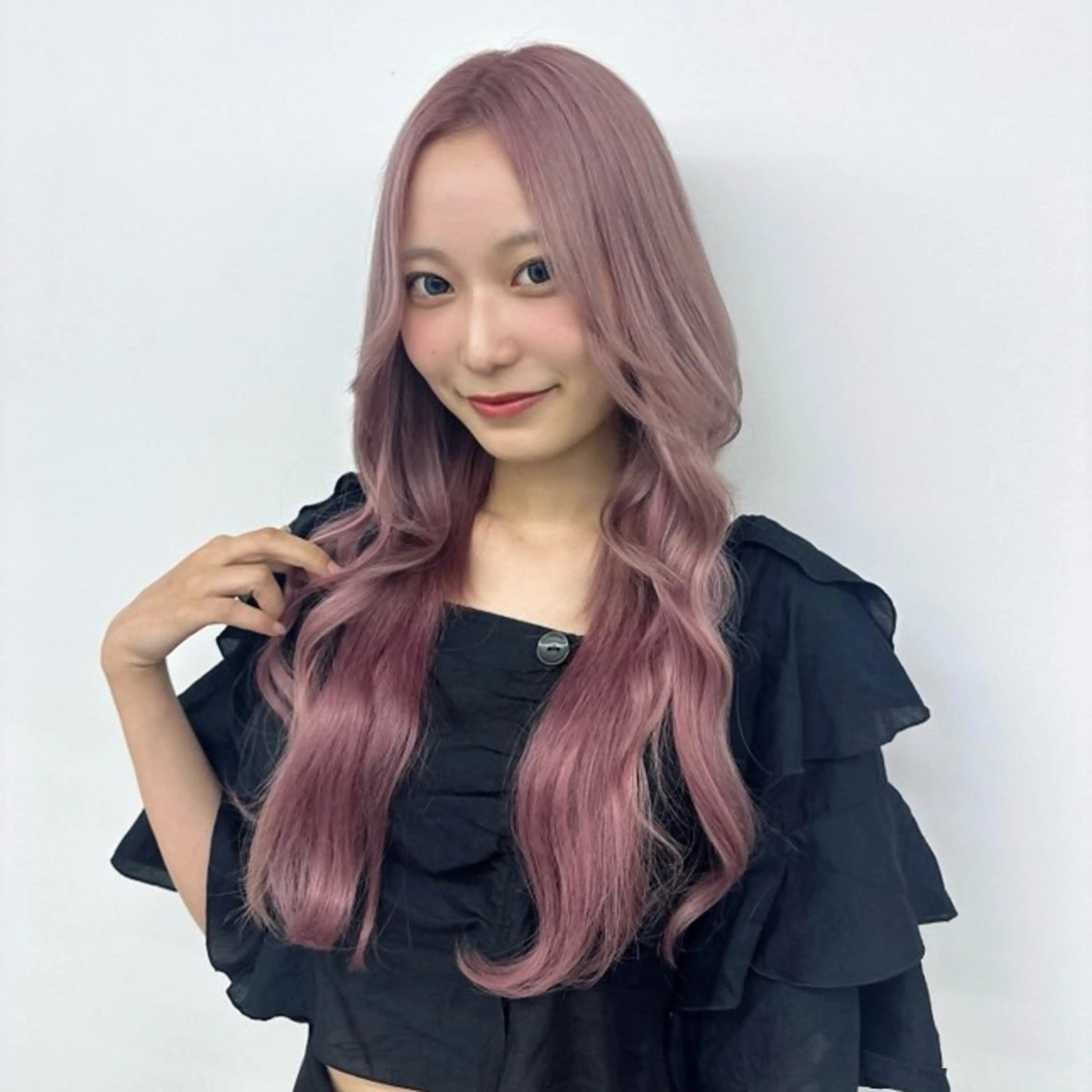 ロング カラー ブリーチ ピンクカラー ホワイトピンク エクステ ヘアカラー エクステ エクステ/ベージュ 韓国ヘア/KENTAのヘアスタイル