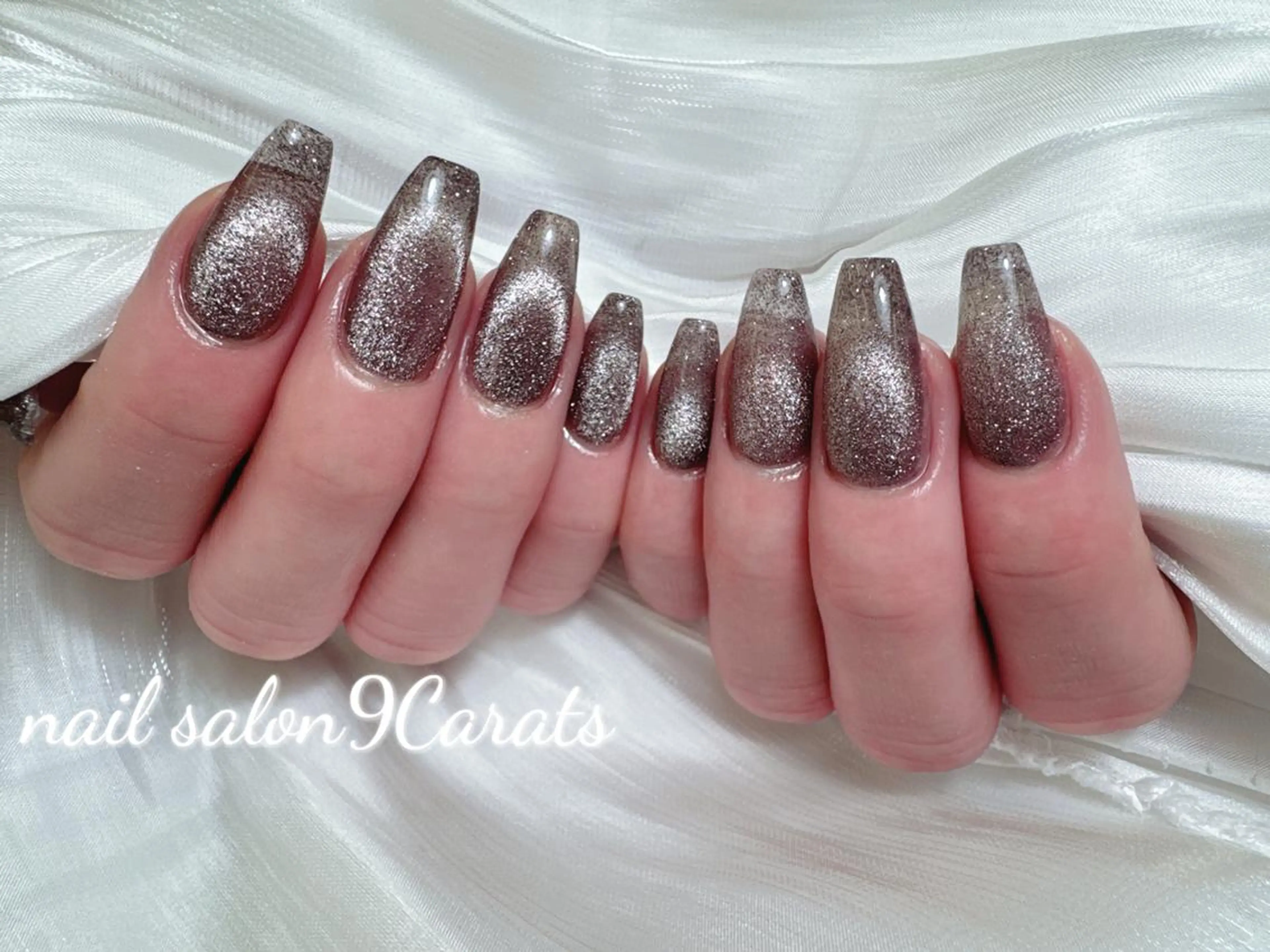 ネイル ハンドネイル ネイルサロン 9Carats神田のネイルデザイン