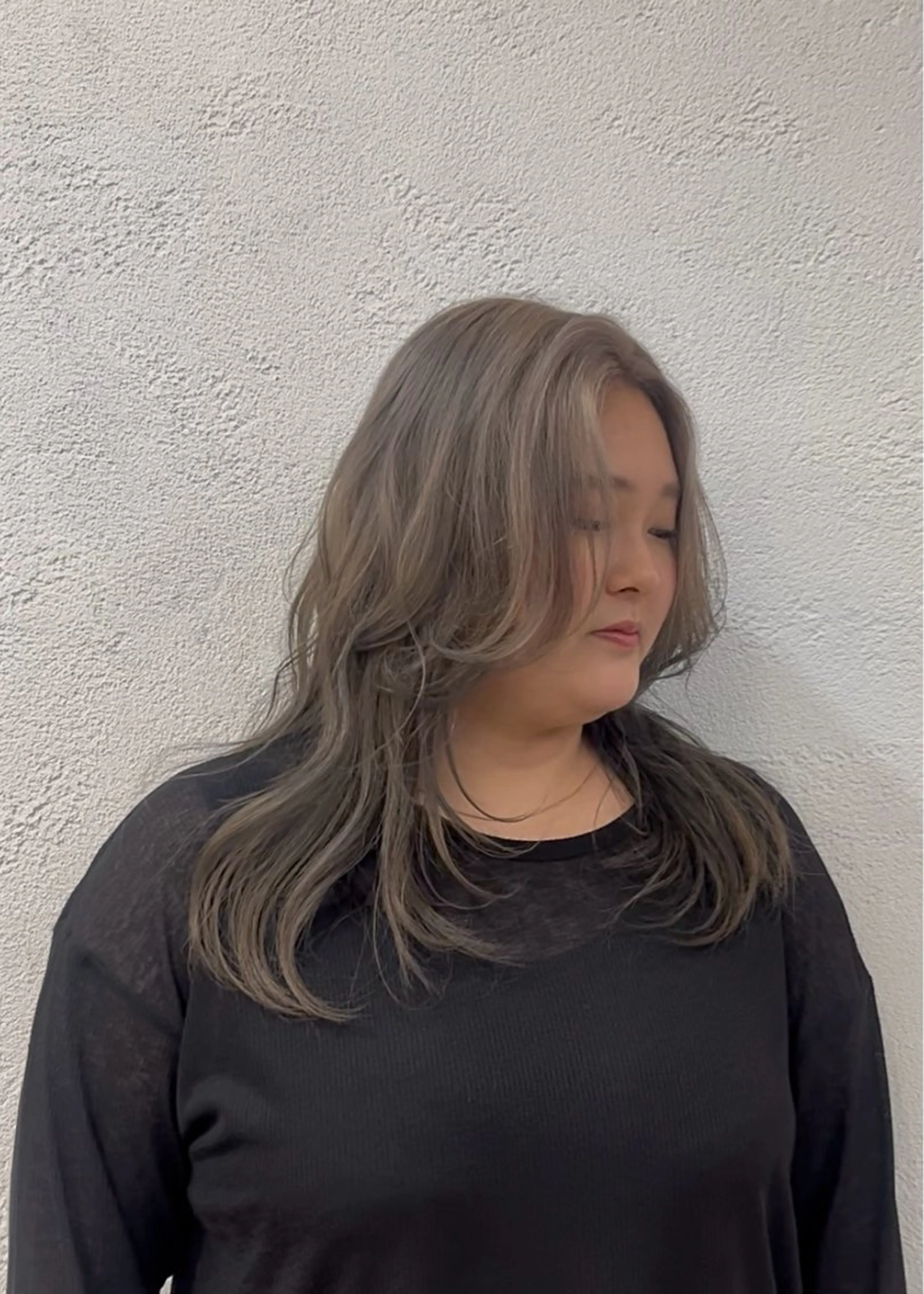 ロング 顔まわりレイヤー レイヤーカット 山本 梨華のヘアスタイル