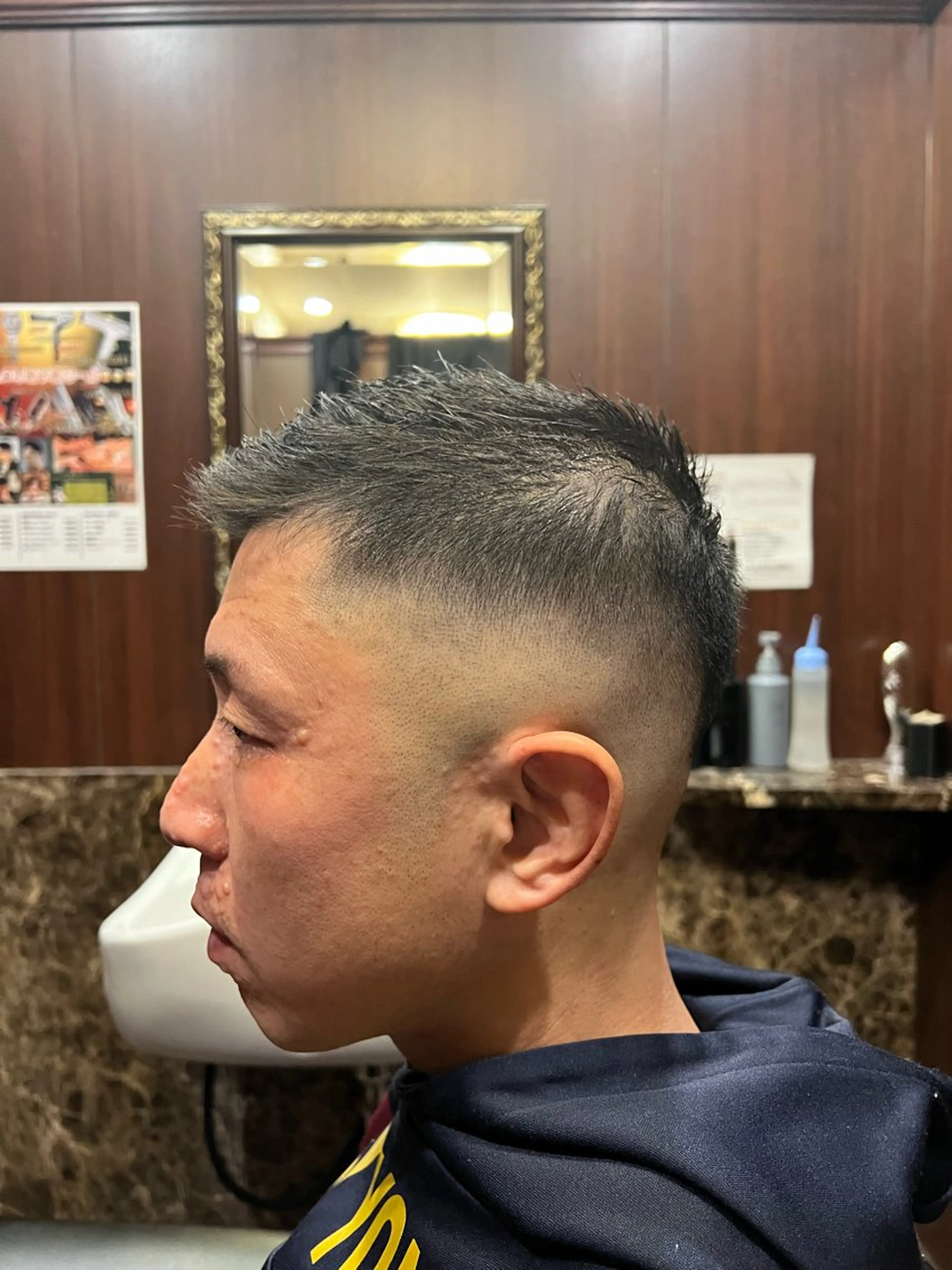 ショート ヒロ銀座バーバーショップ丸の内所属・秋山 琳太のヘアスタイル