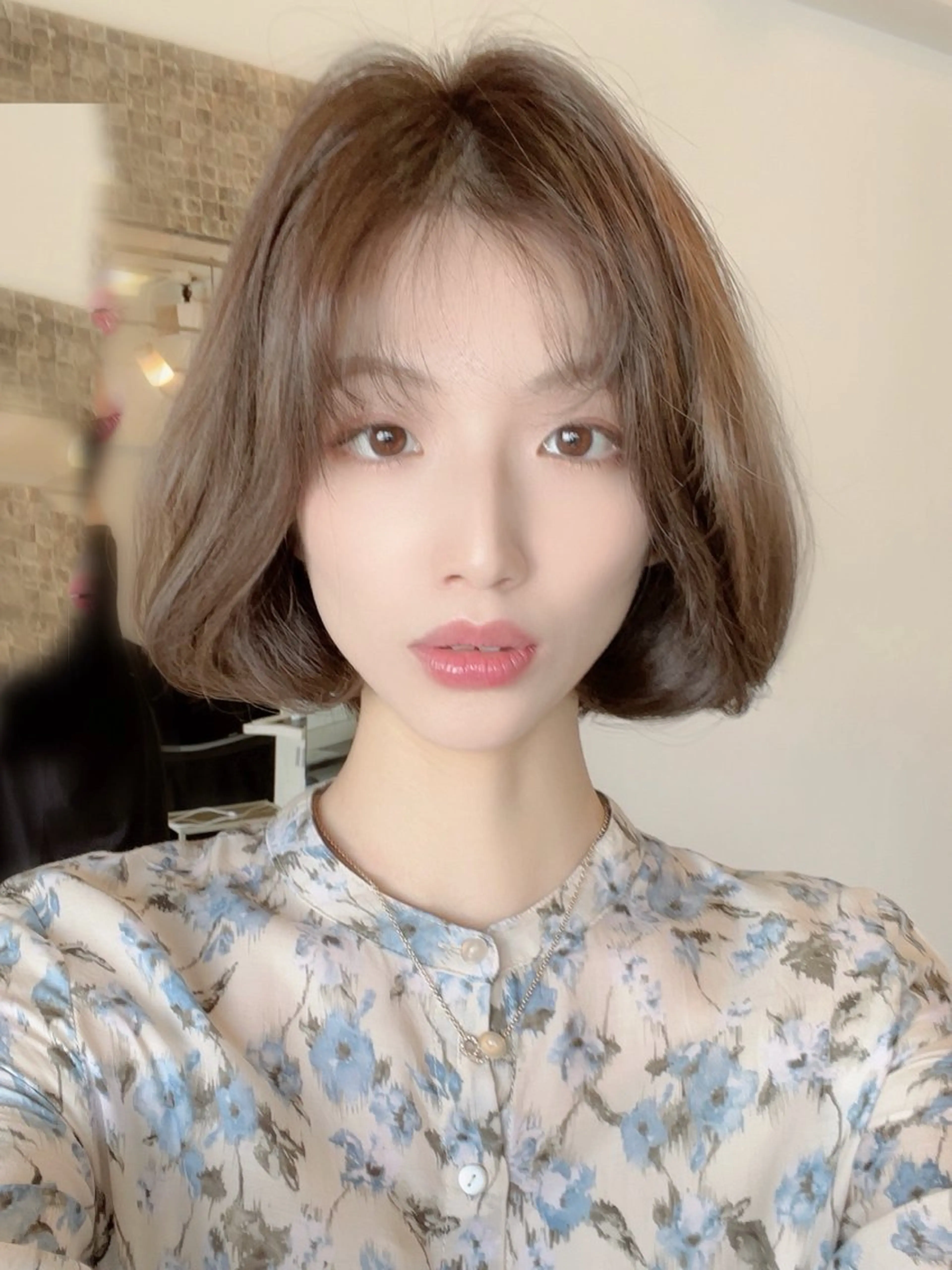 ミディアム カラー ボブ タンバルモリ 韓国風ヘア カット ヘアカラー トリートメント 武田涼レイヤーカット 髪質改善×縮毛矯正のヘアスタイル