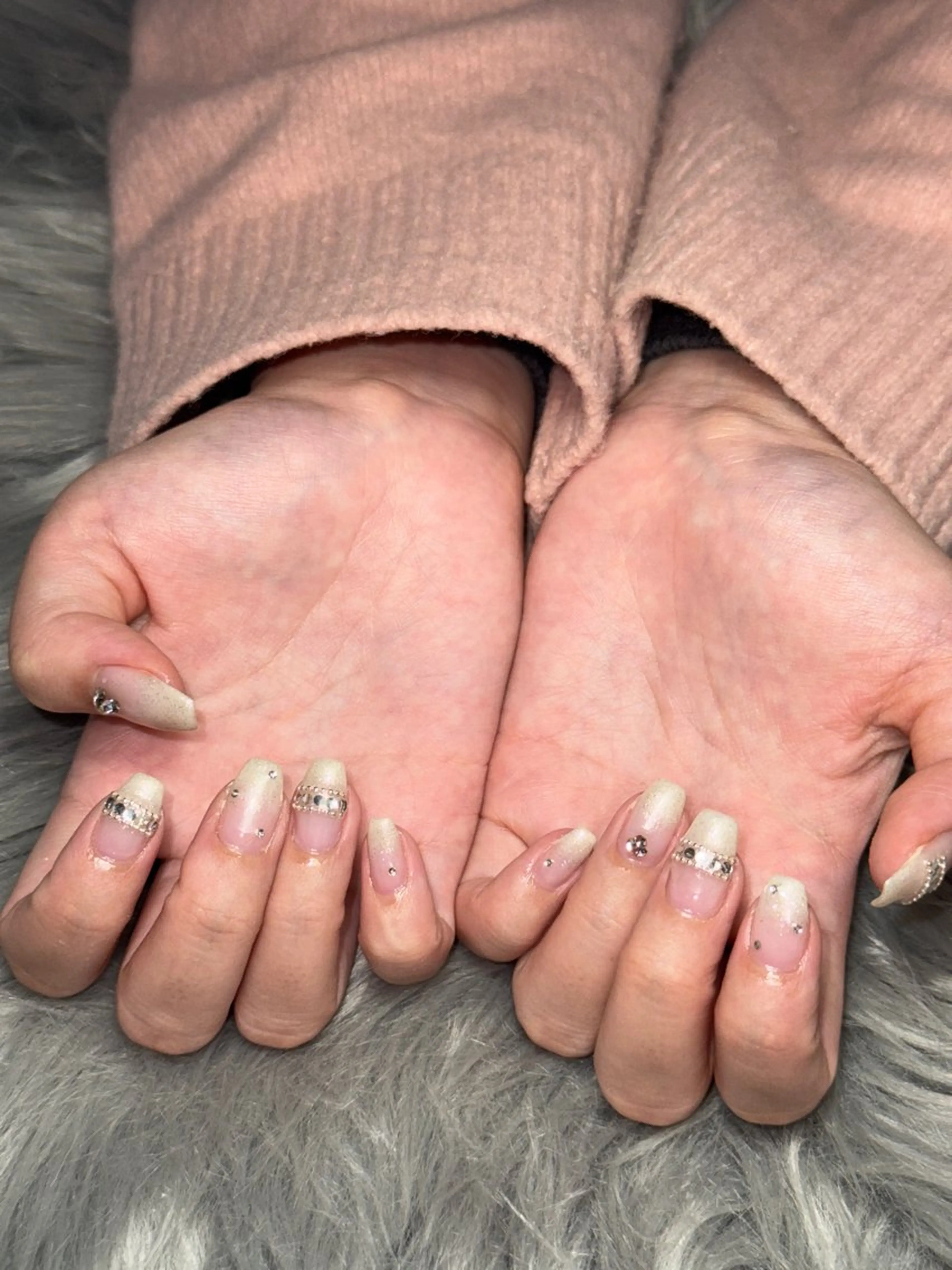 ネイル ハンドネイル Momoka 🍑🎀のネイルデザイン