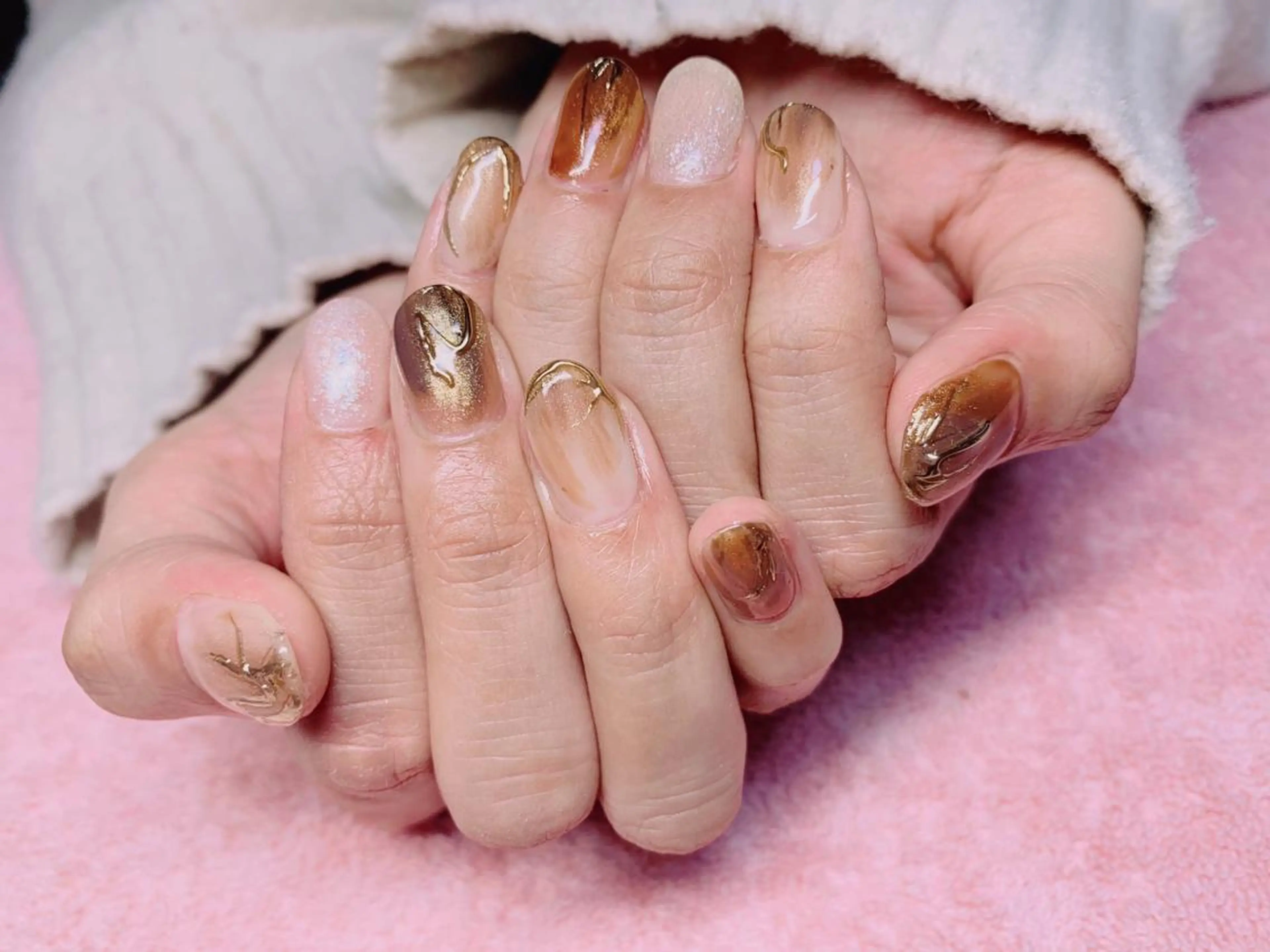 ネイル 持ち込み ニュアンスネイル 池崎 美穂のネイルデザイン