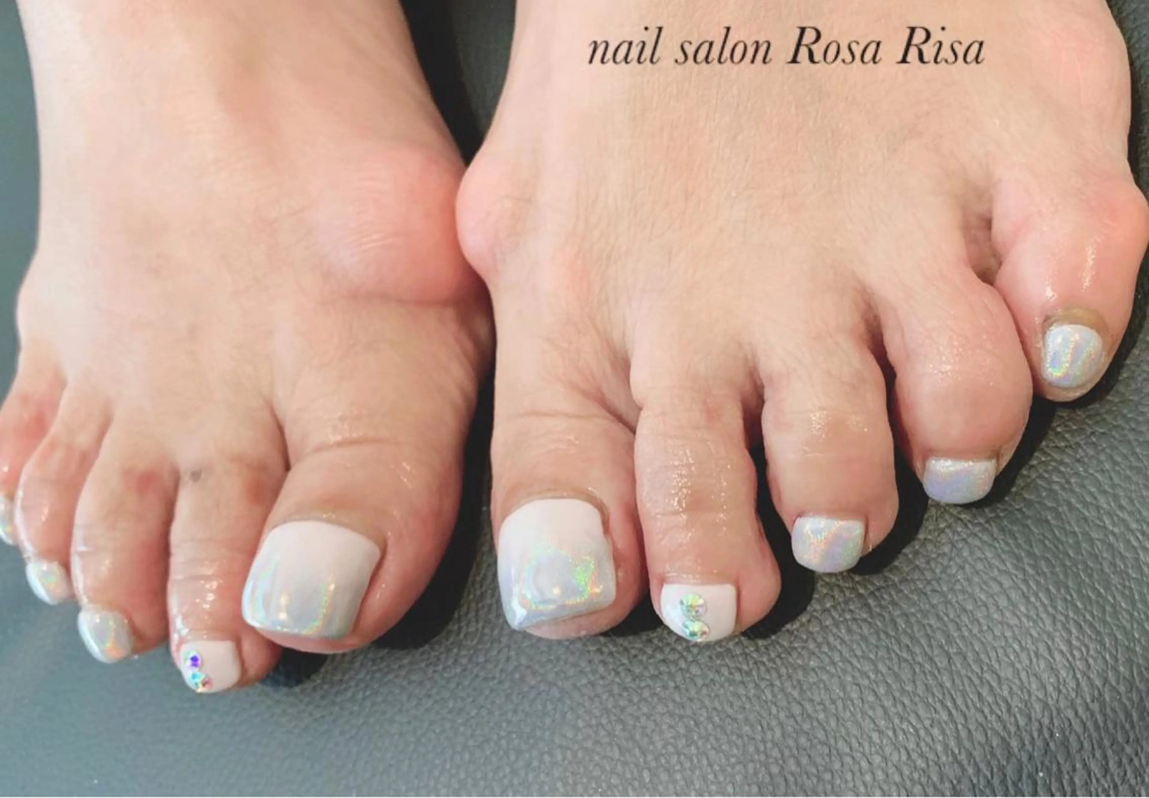 ショート ネイル フットネイル ネイルスタジオ シェイクユアハンズのネイルデザイン