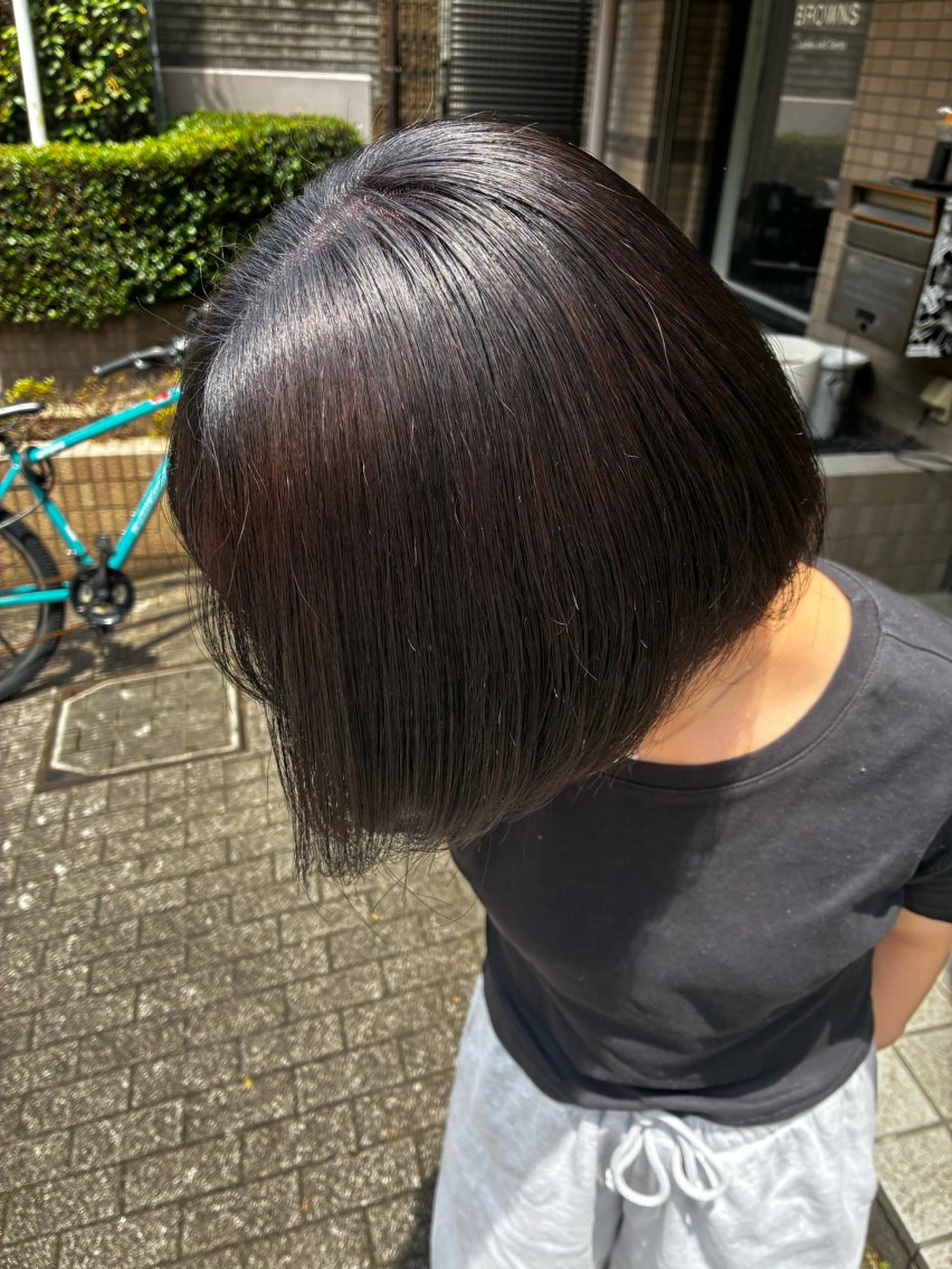 ショート ヘアカラー 佐藤 芽衣のヘアスタイル