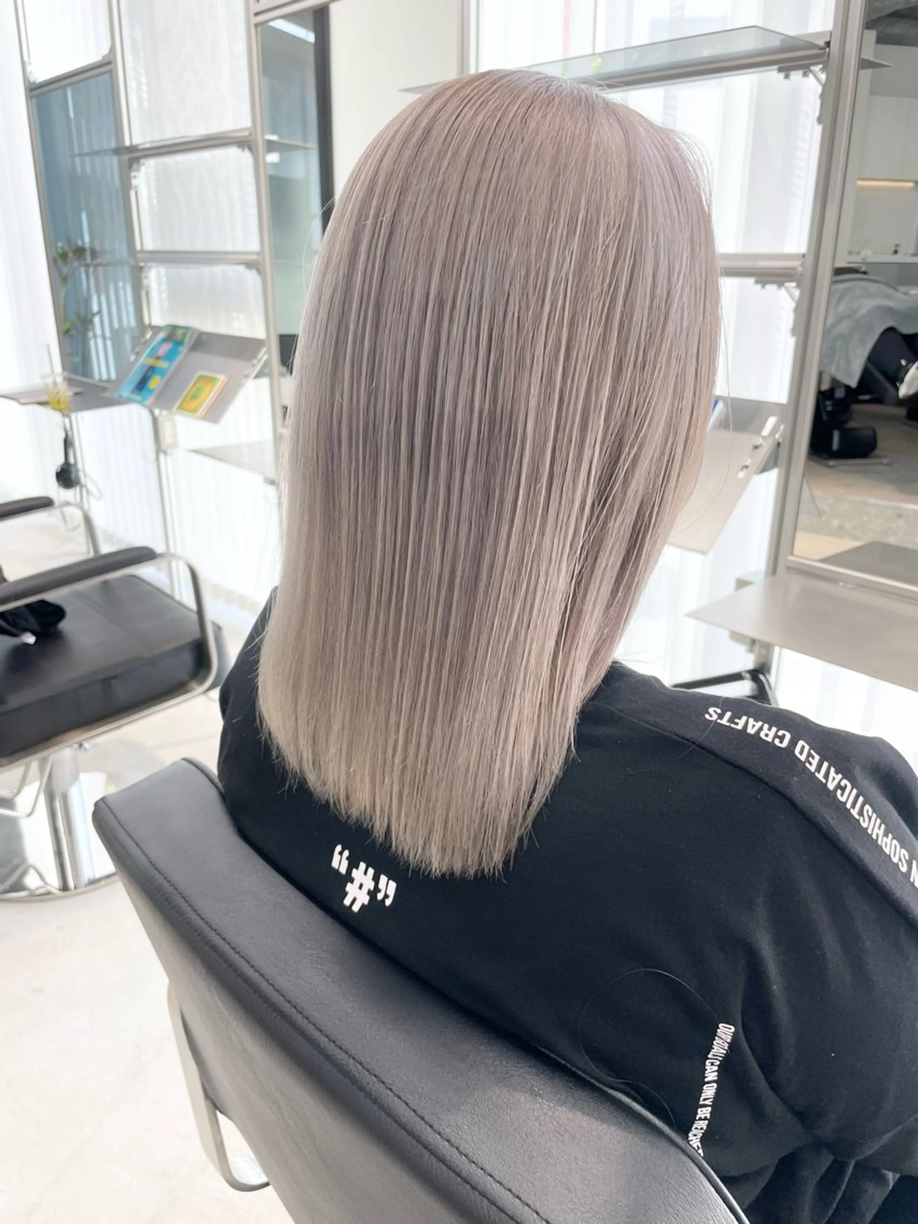 カラー ヘアカラー ハイトーン✨ブリーチ ✨高田めぐみのヘアスタイル