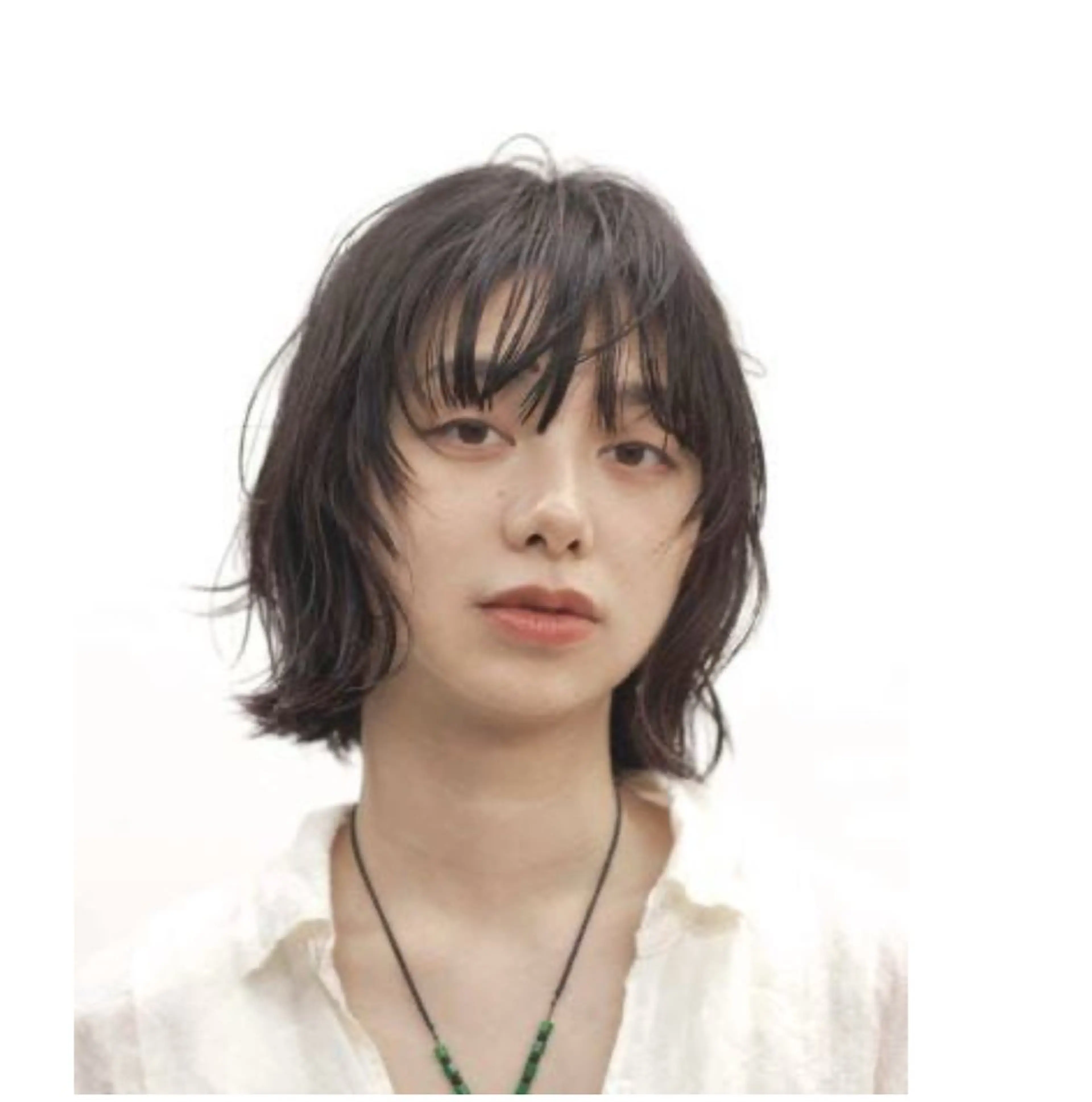 ミディアム 未 来カットモデル無料のヘアスタイル