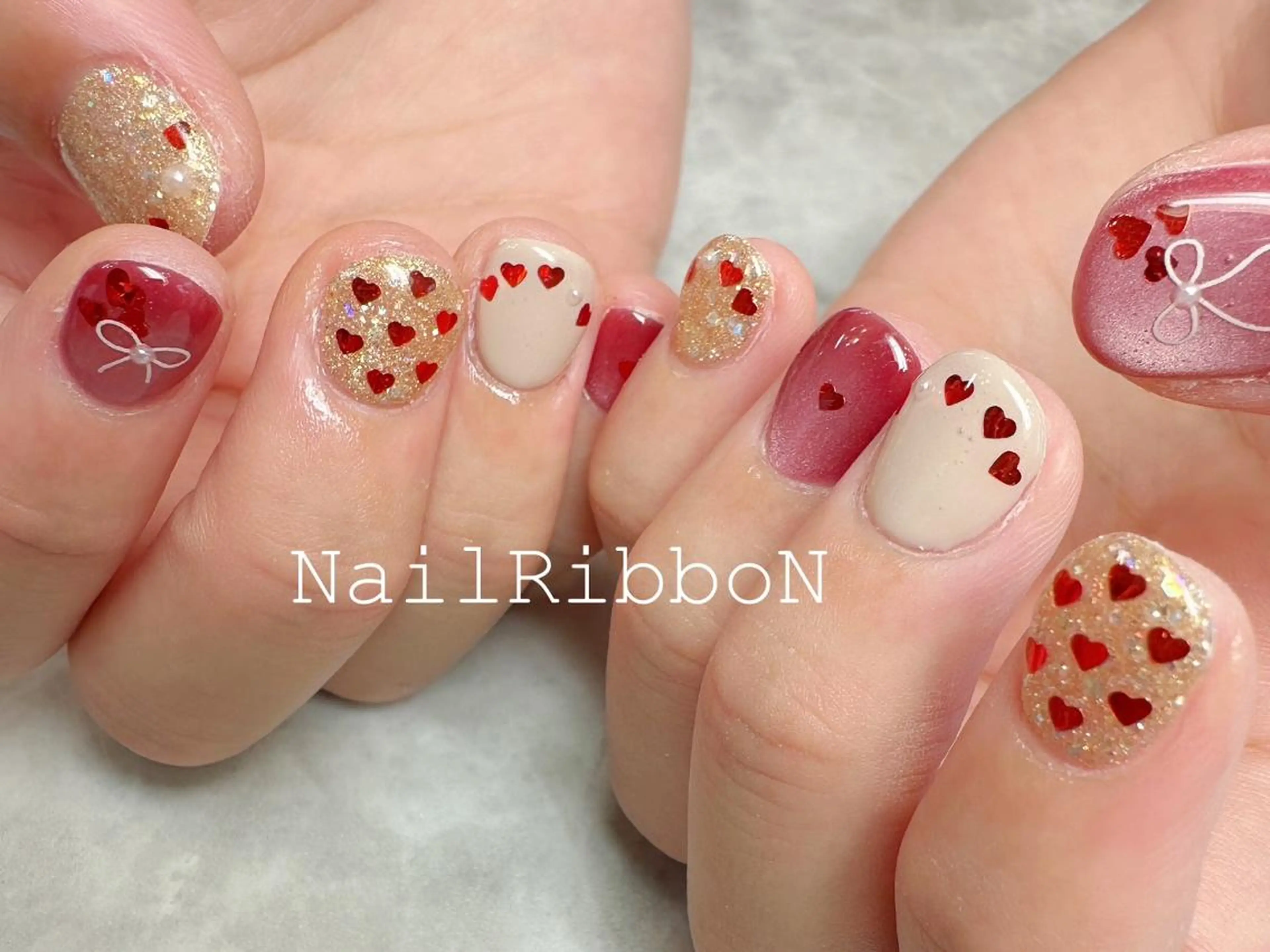 ネイル ネイルリボン 伊藤のネイルデザイン