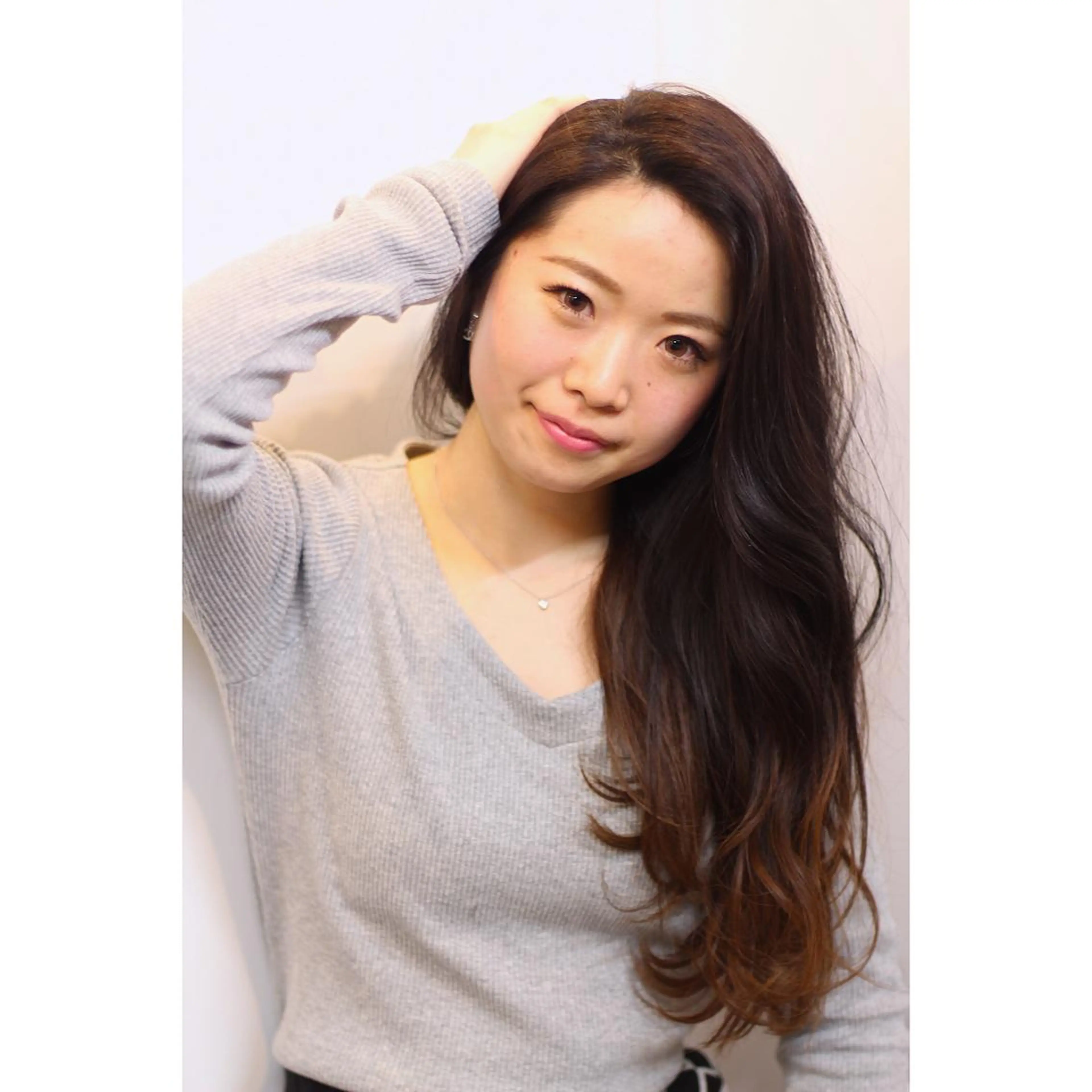 ロング カラー パーマ ブラウンカラー グラデーションカラー toi【トワ】所属・安達 俊亮のヘアスタイル