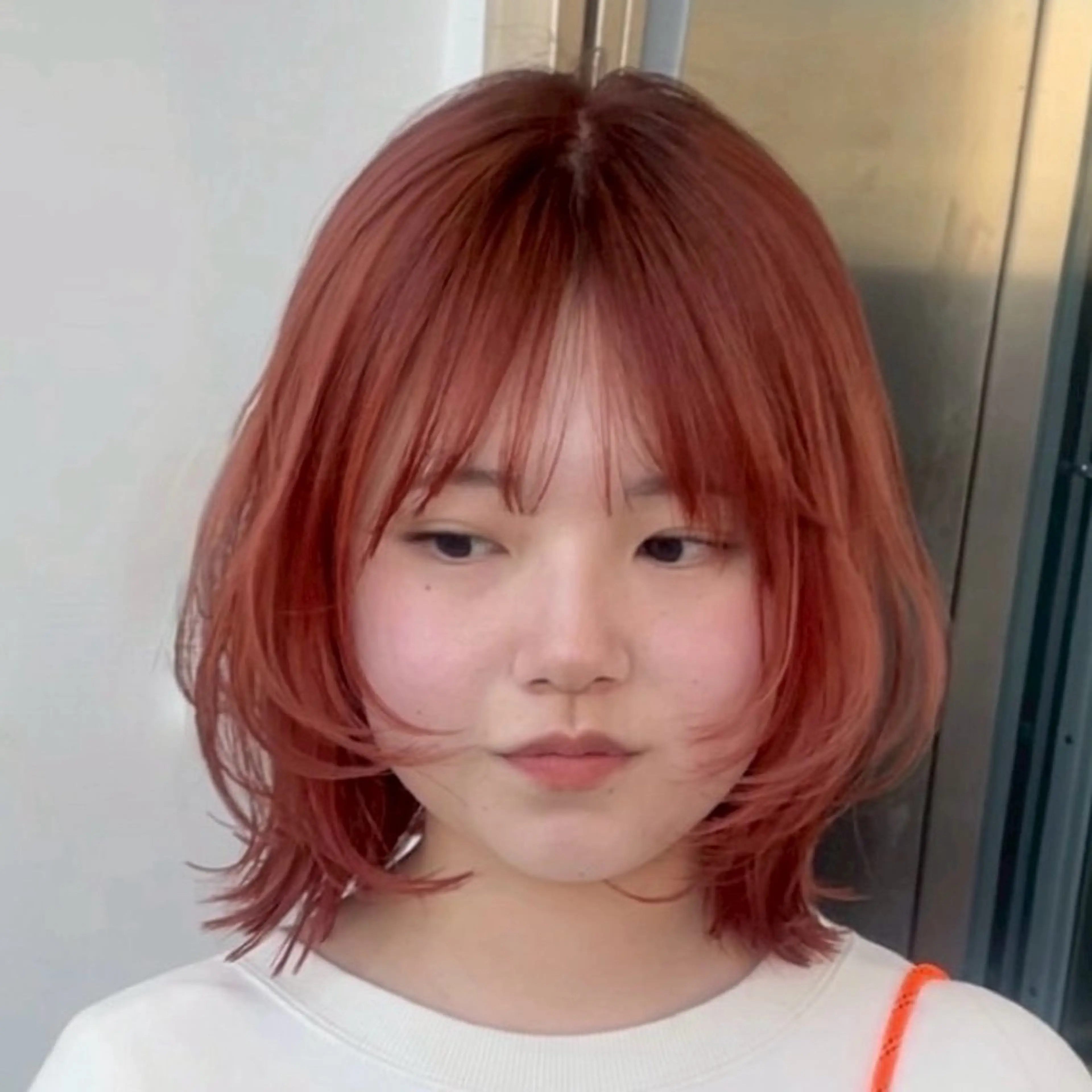 ミディアム カット ヘアカラー トリートメント 🌺ハイトーン/レイ ヤーカット🌺チャンのヘアスタイル