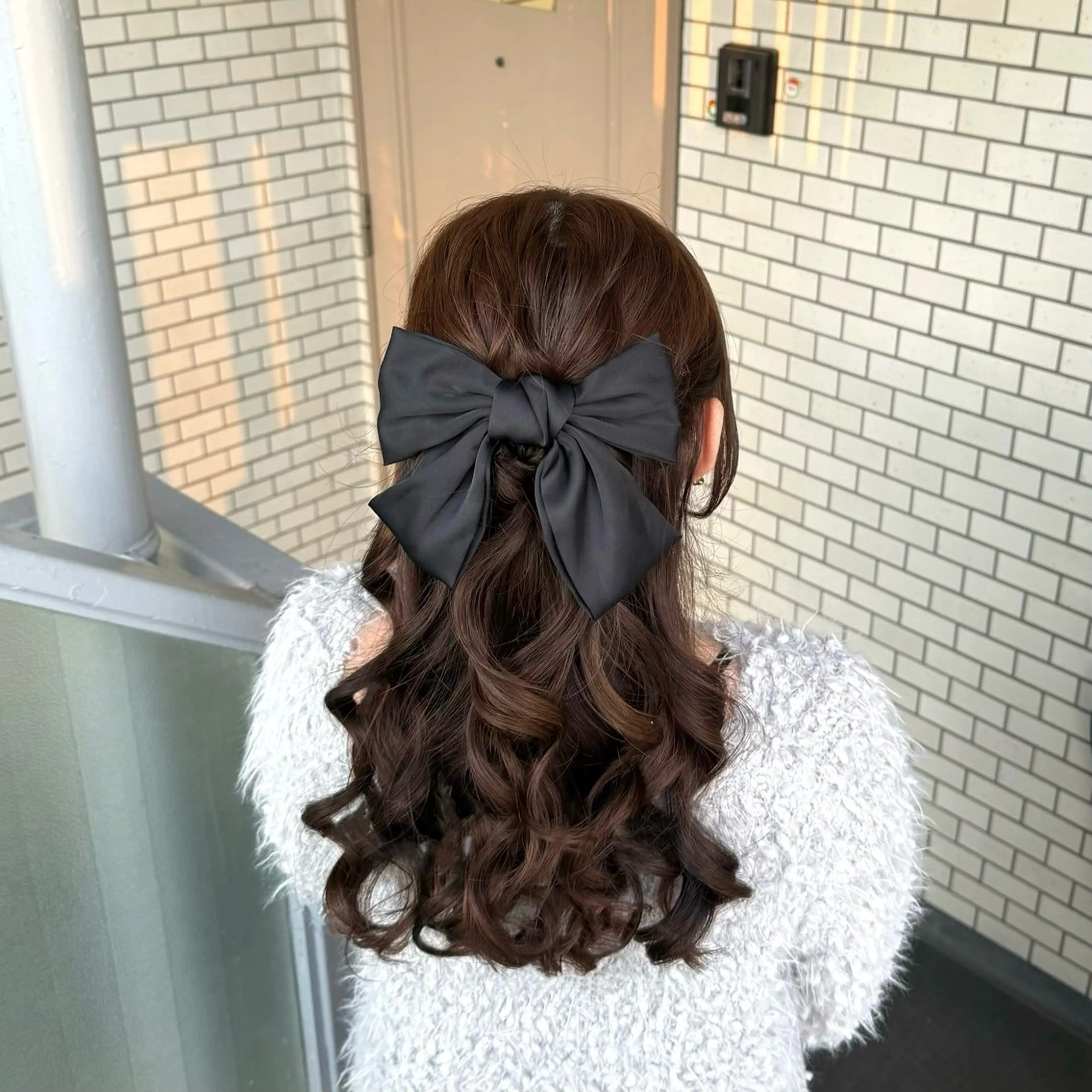 セミロング ヘアアレンジ 成人式 ハーフアップ 結婚式・ブライダル 卒業式のヘアスタイル ヘアセット 褒められヘアメイク /‎ボブ女子🐶みおのヘアスタイル