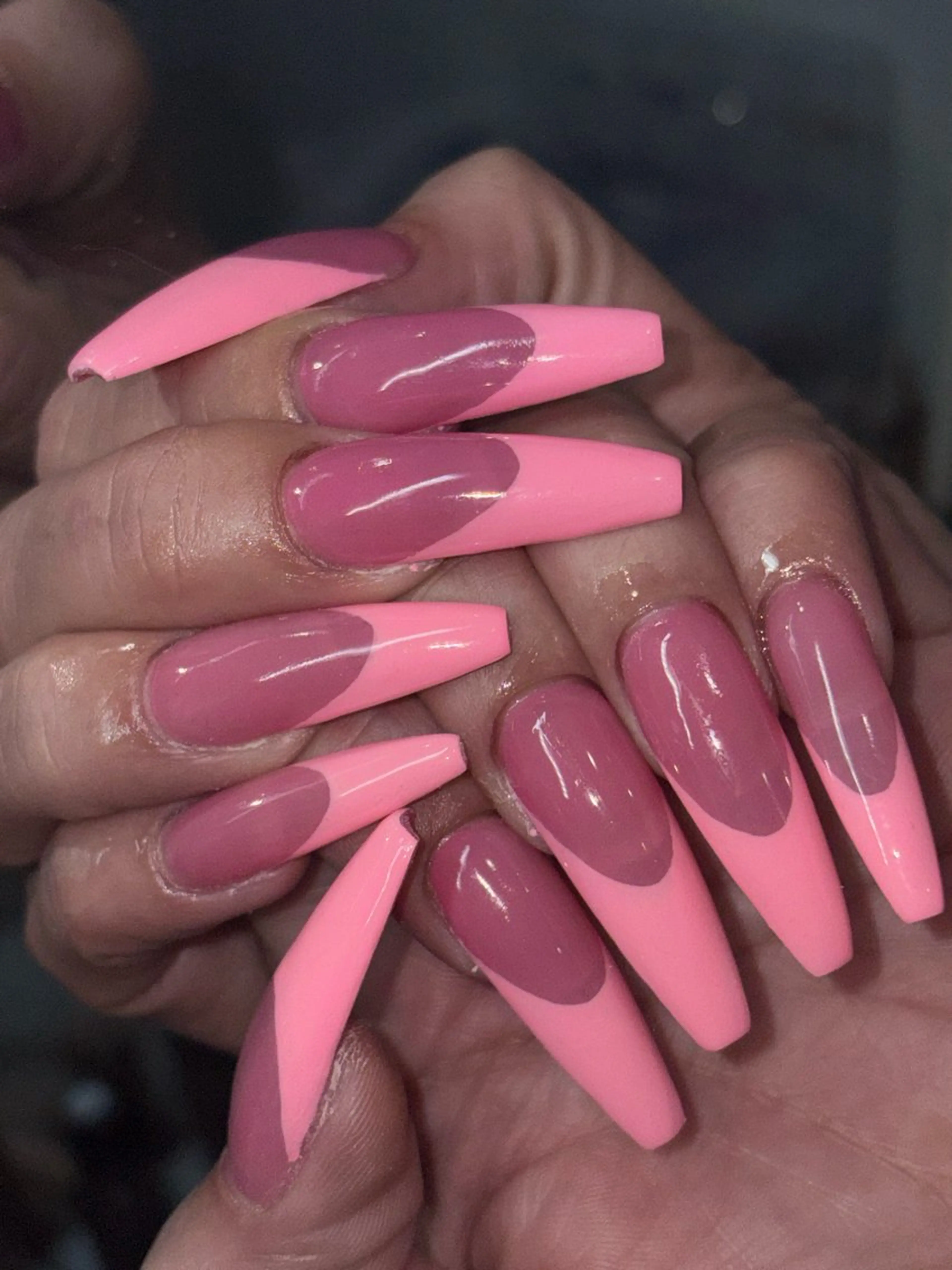 ネイル ハンドネイル NES NAIL所属・さゆり￤推しキャラ ￤ロングネイル🩷のネイルデザイン