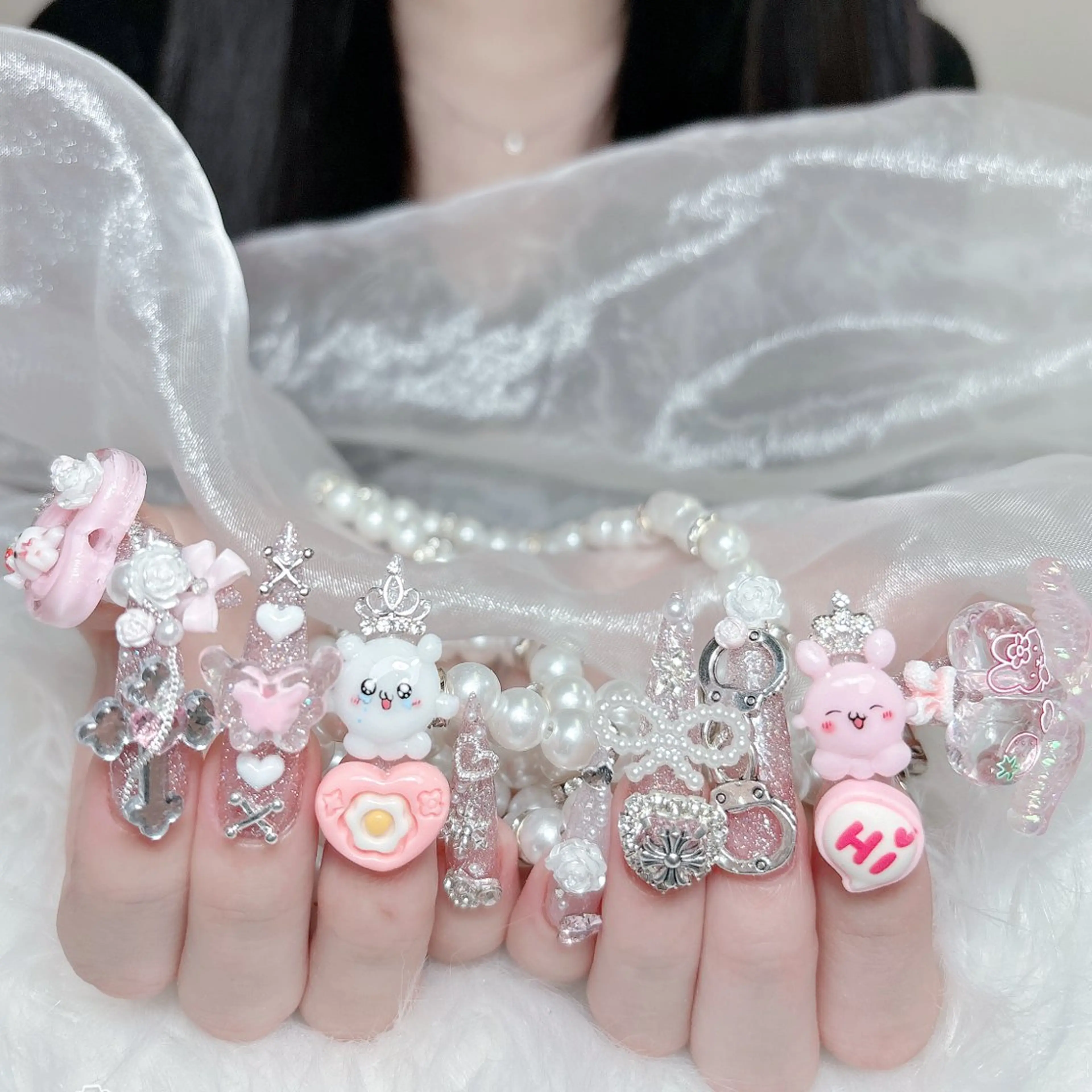 ネイル 成人式 ジェルネイル ロングネイル マグネットネイル ミディアムネイル ハンドネイル MoMoA Nail ネイル長さ出し専門店のネイルデザイン