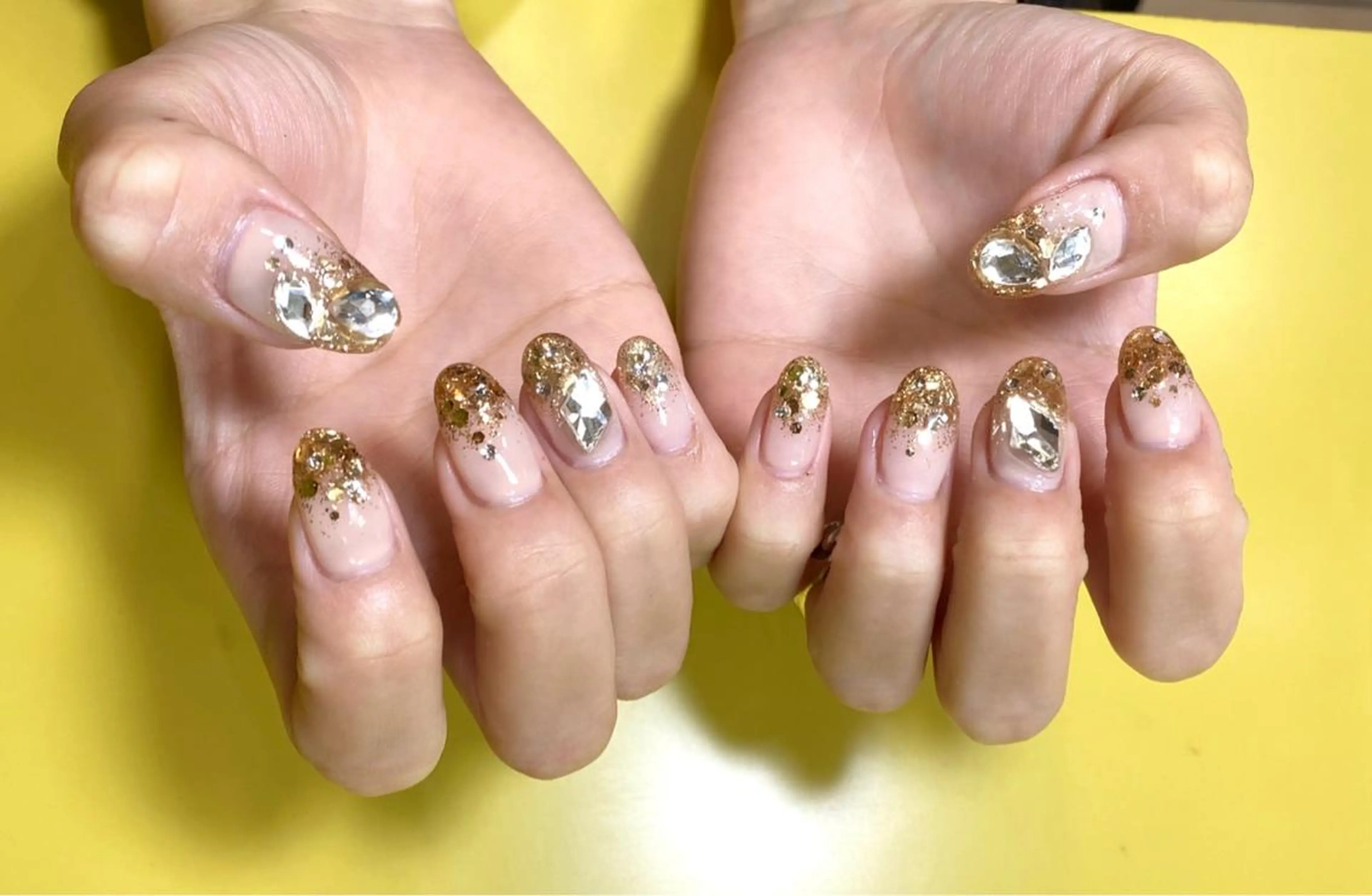 ネイル ハンドネイル 三原 裕紀のマツエク・マツパデザイン