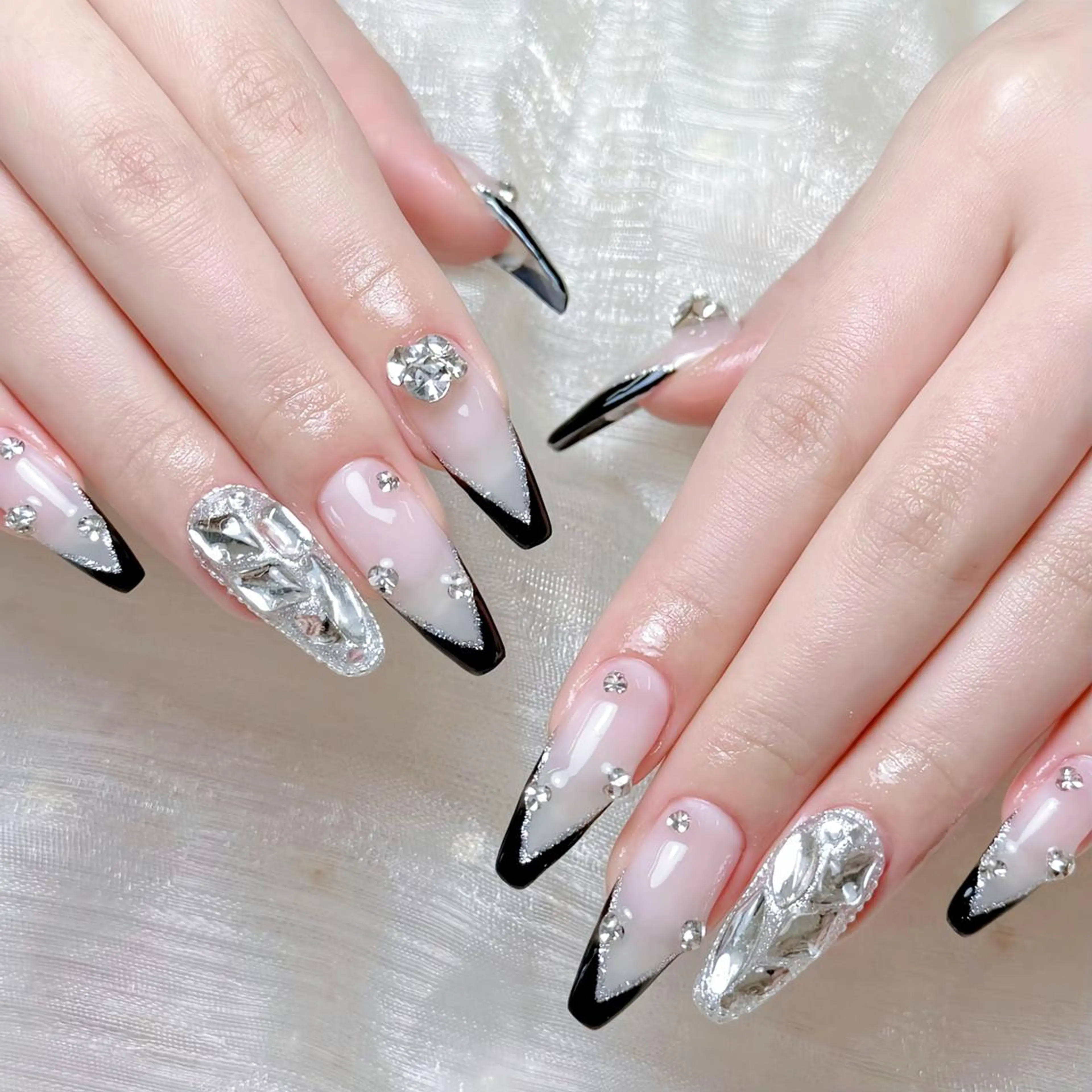 ネイル mina🧸 nailのネイルデザイン