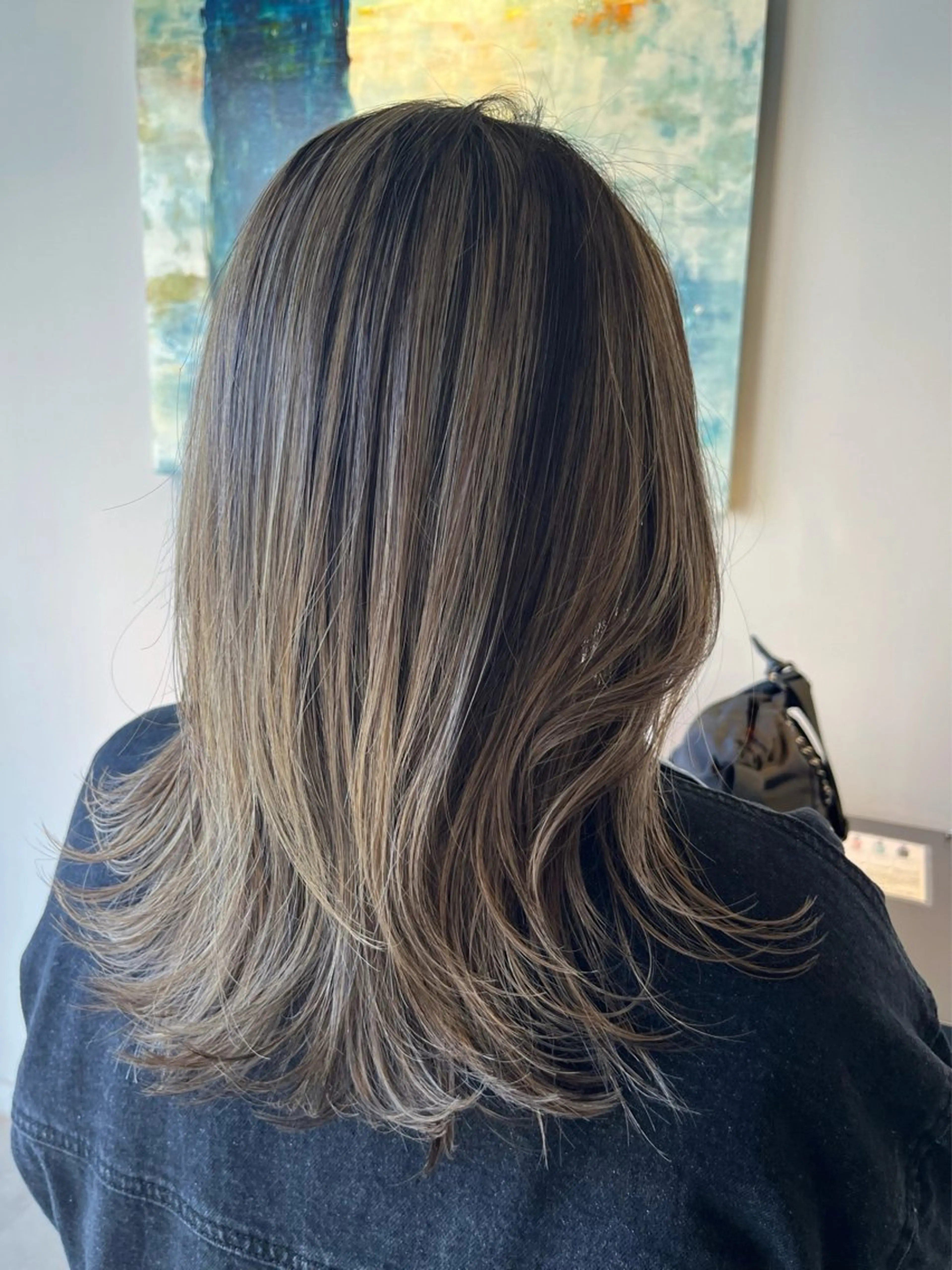 ミディアム カラー ハイライトカラー ハイライト カット ヘアカラー AKARI🌟ボブ/ ハイライト/似合わせのヘアスタイル