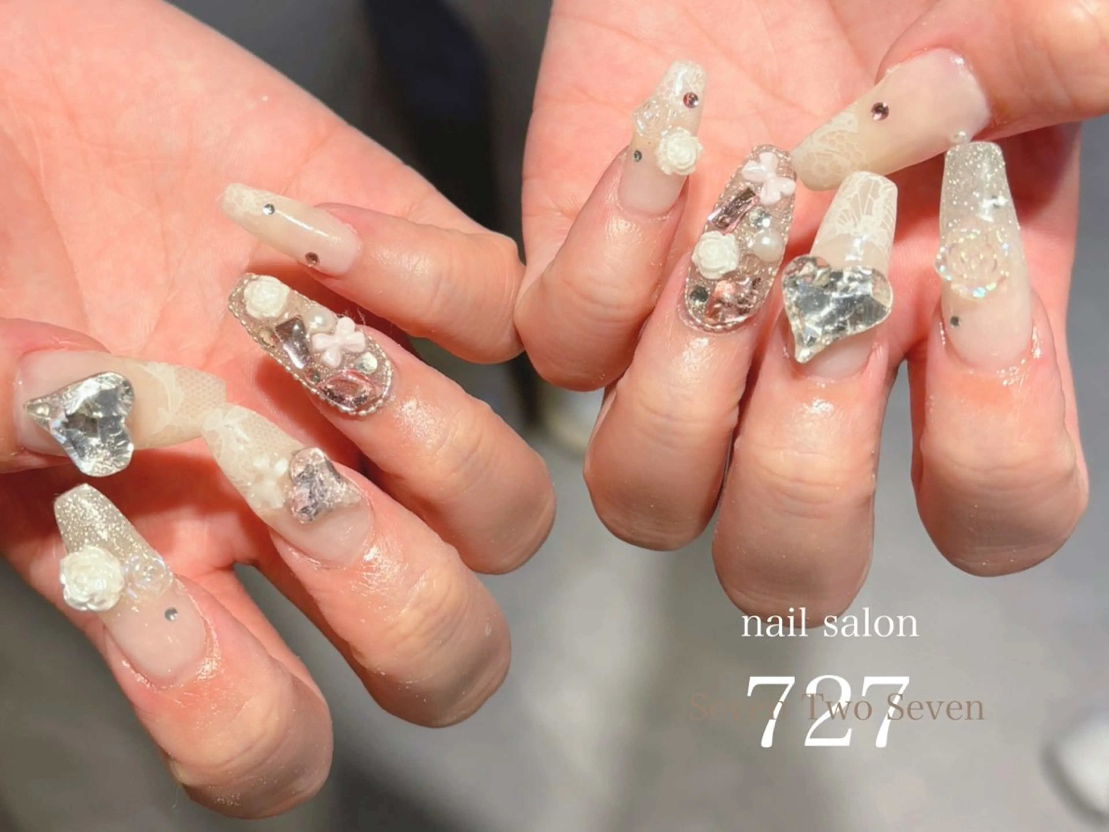 ネイル ハンドネイル 727 nailのネイルデザイン