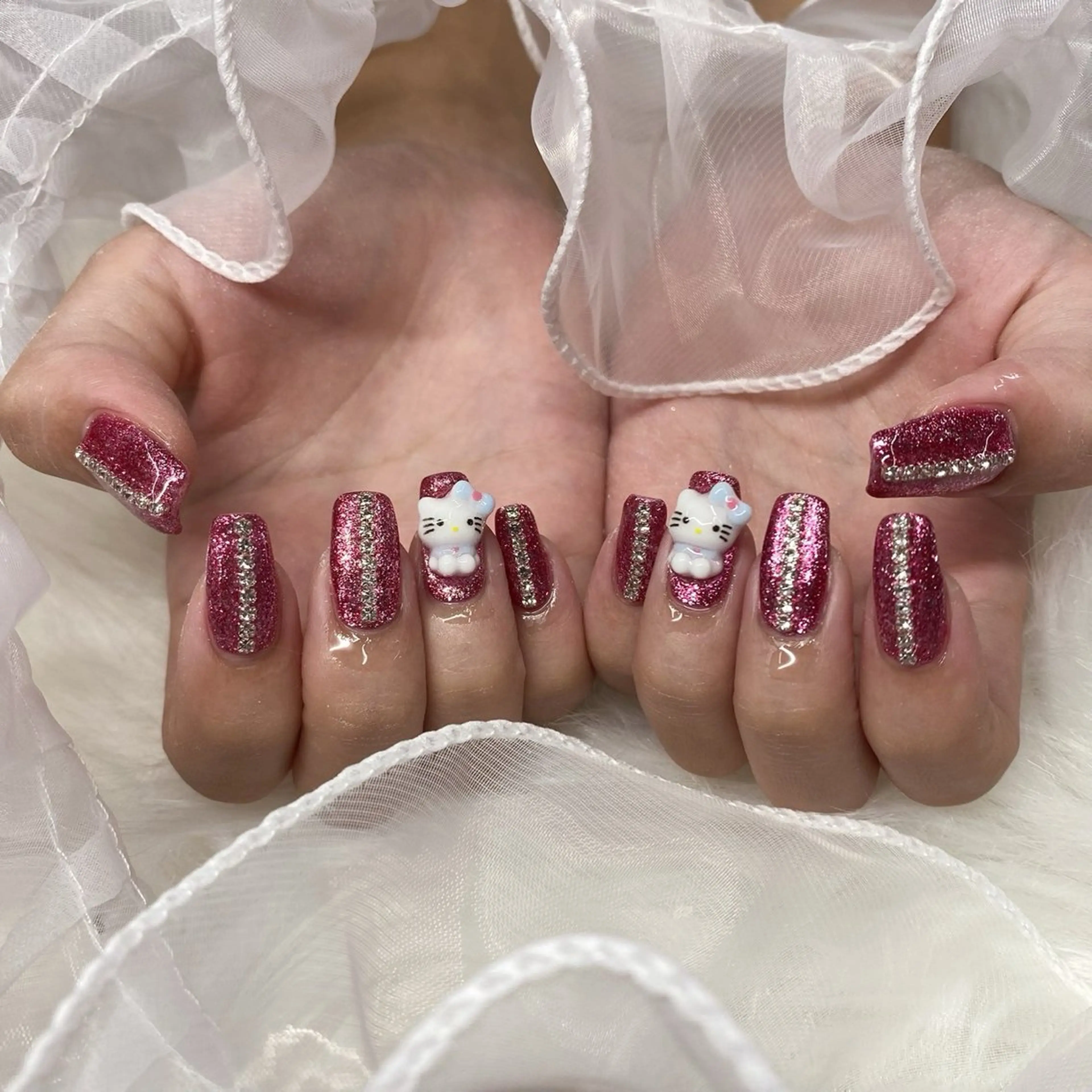 ネイル ハンドネイル 🎀 yveilのネイルデザイン