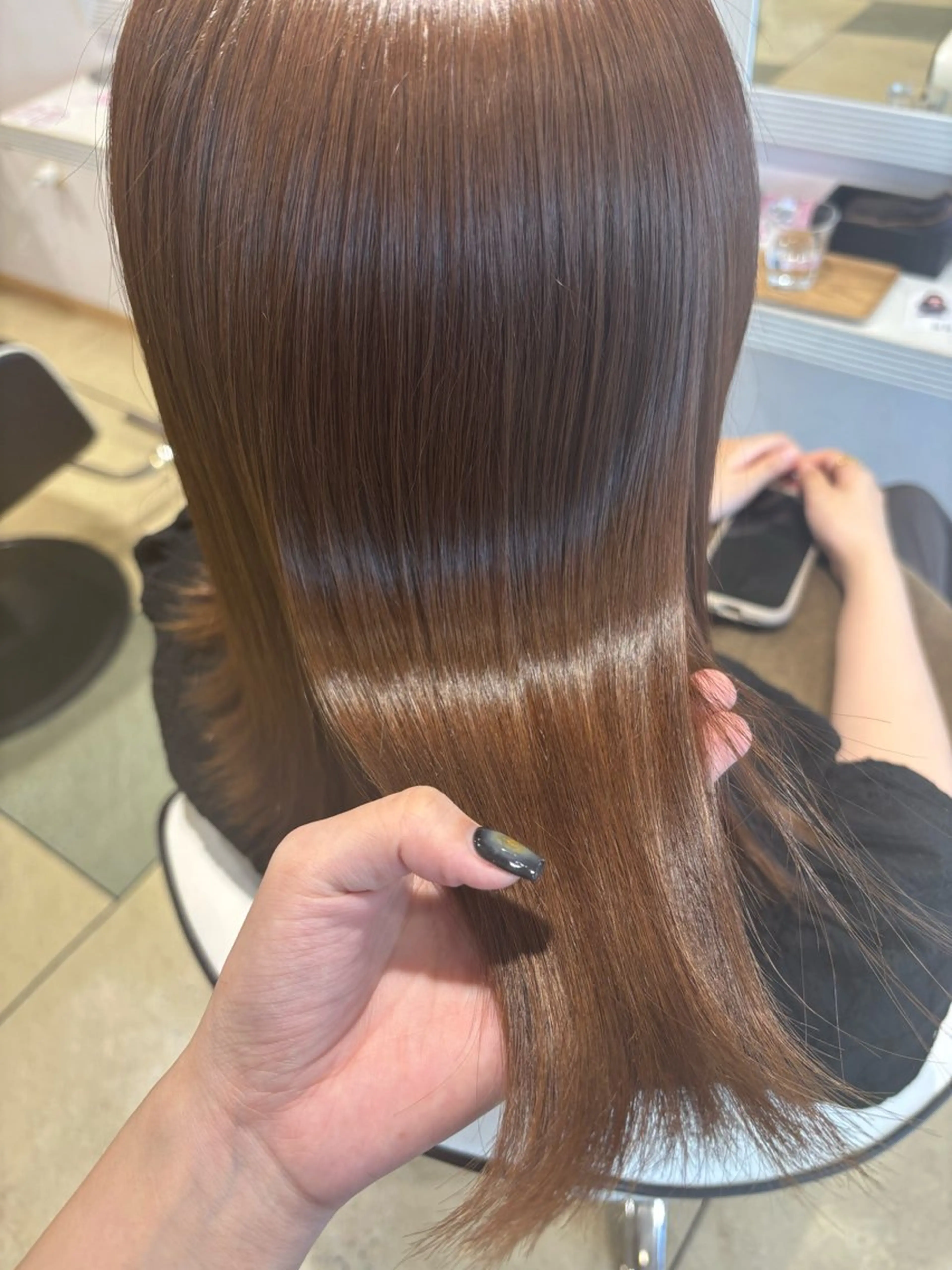 セミロング カラー ヘアカラー ベージュカラー⌇﻿ くびれヘア.𐙚心音のヘアスタイル