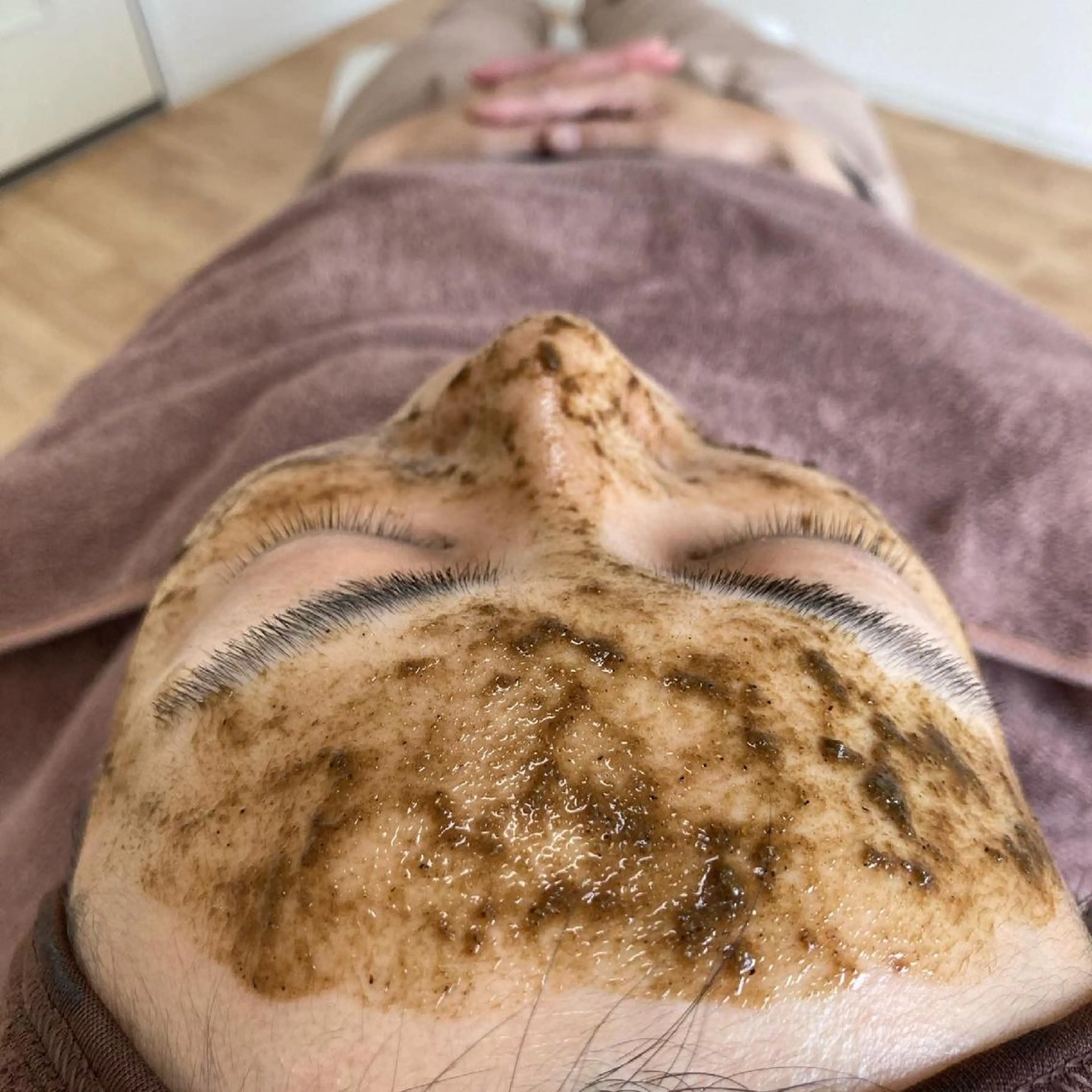 【初回限定価格❣️】ハーブトリートメント＋スキントレーニング⭐︎美白、くすみ、むくみ、たるみ、ニキビ等気になる悩みに！の写真