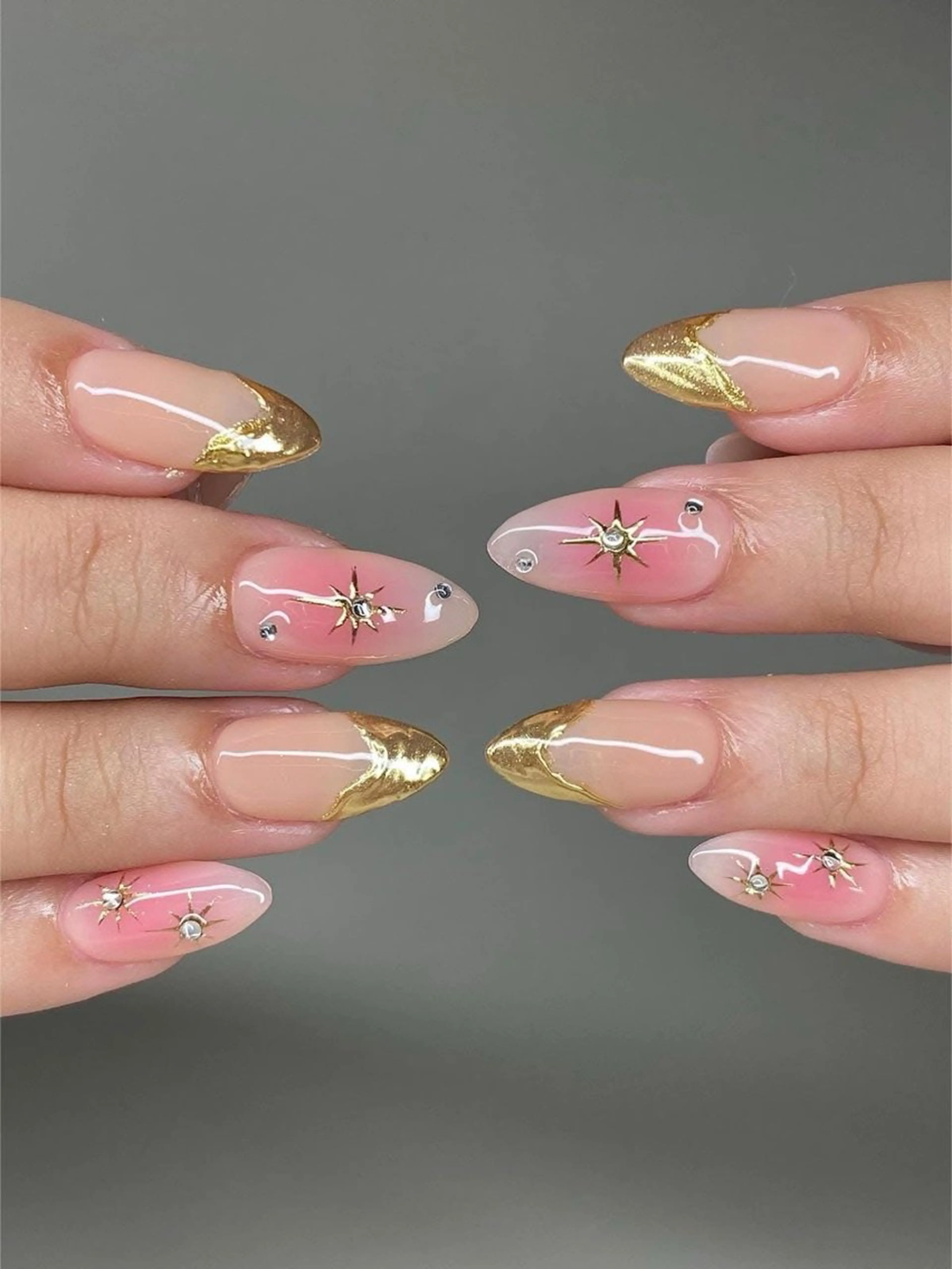 ネイル HIN NAILのネイルデザイン