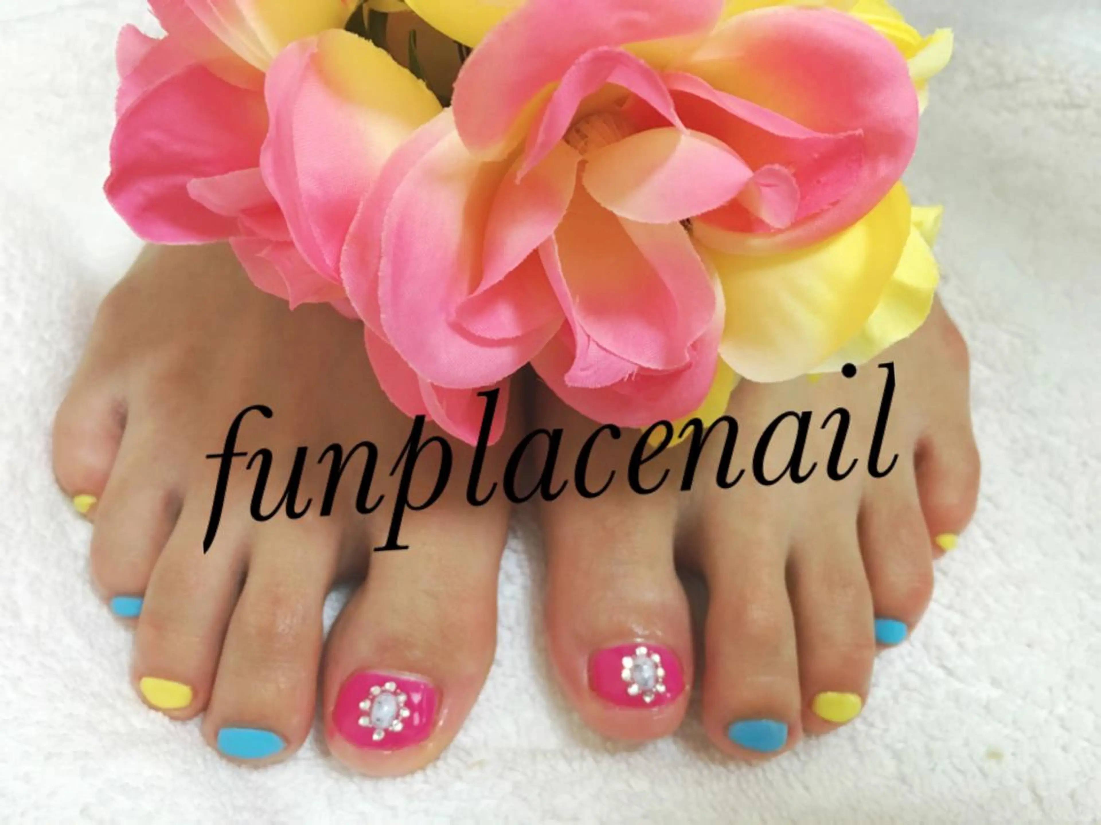 ショート ミディアム セミロング ロング カラー パーマ ヘアアレンジ メンズ キッズ ネイル まつエク nail salon＆school felice所属・フェリーチェ瑞江店 新山のネイルデザイン