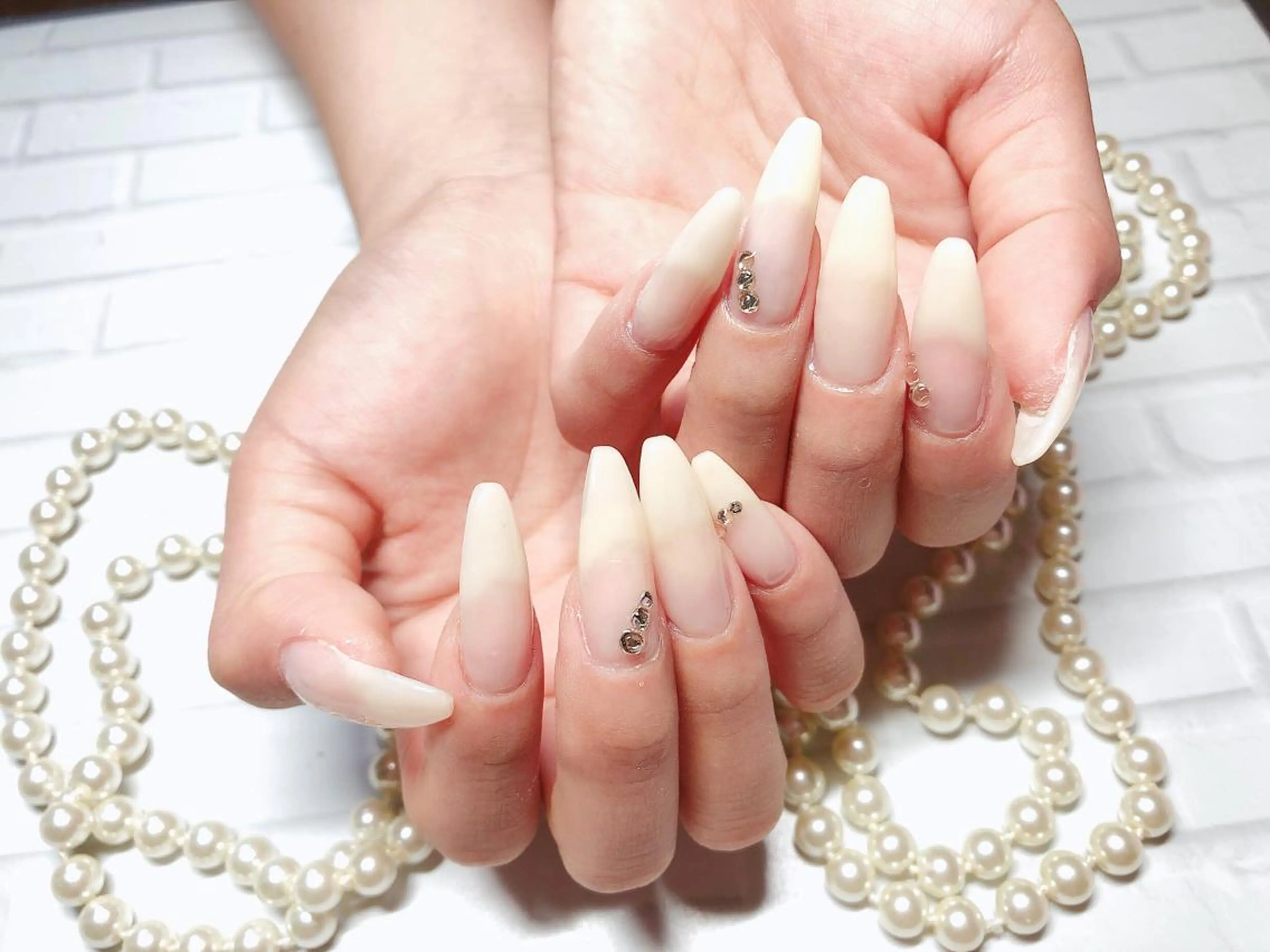 ネイル ハンドネイル ハンドケア ネイルサロン HARRYS所属・ネイル･脱毛サロン HARRYSのエステ・リラクイメージ