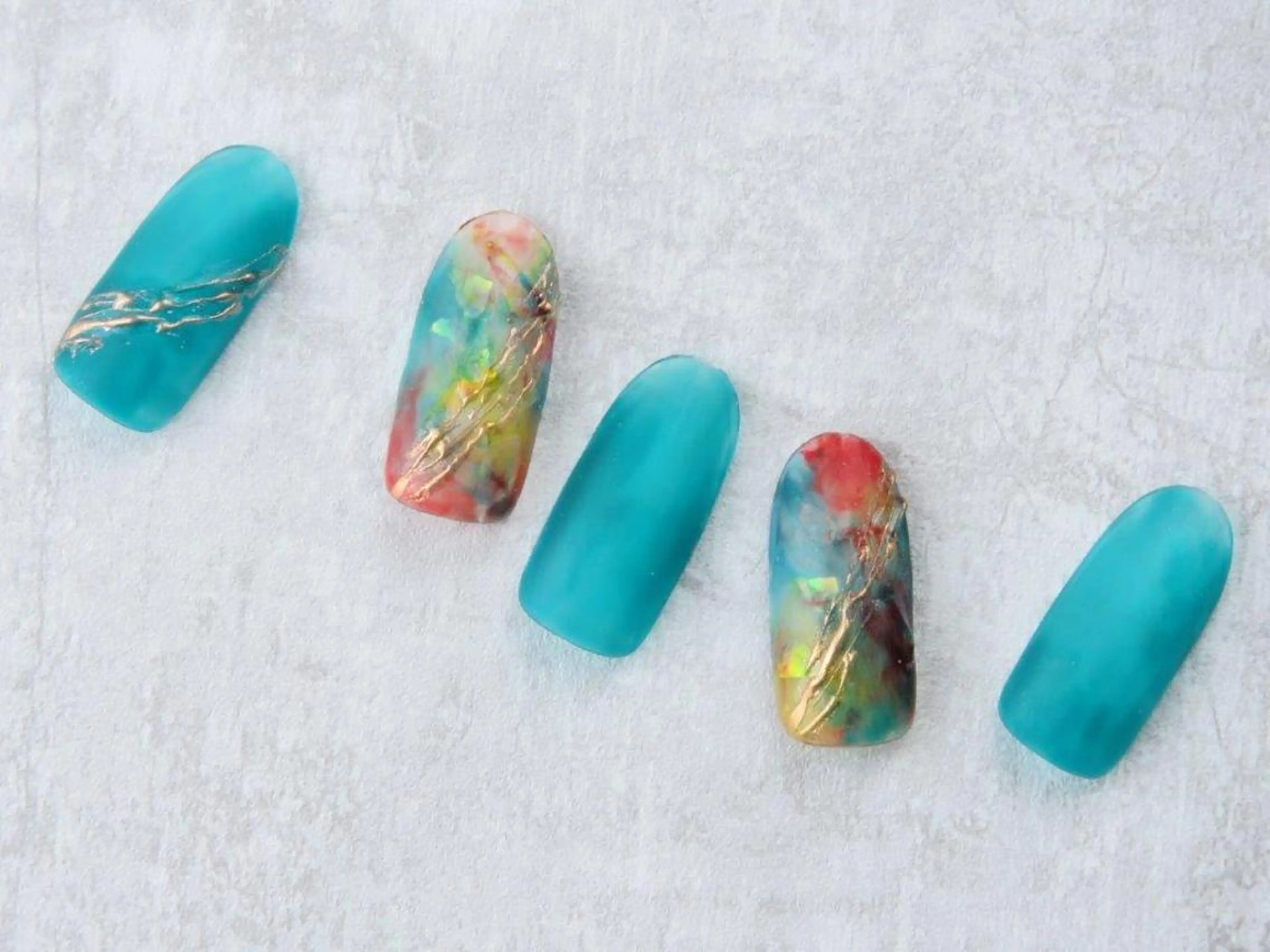 ネイル NAIL Salon IP所属・長谷川 奈緒美のネイルデザイン