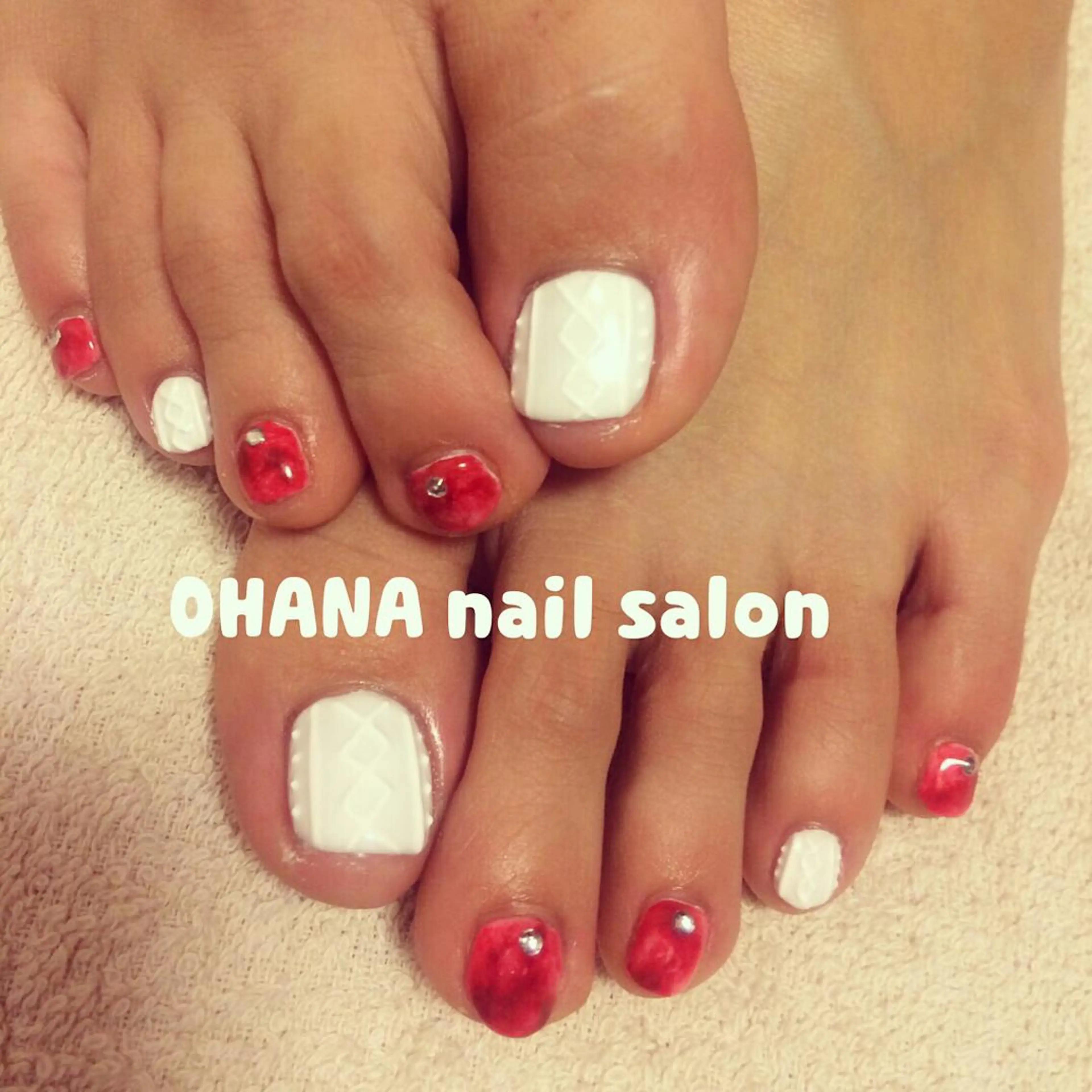 ネイル べっ甲ネイル フットネイル 赤色 那覇🏝️台湾人 ネイリストSHIUのネイルデザイン