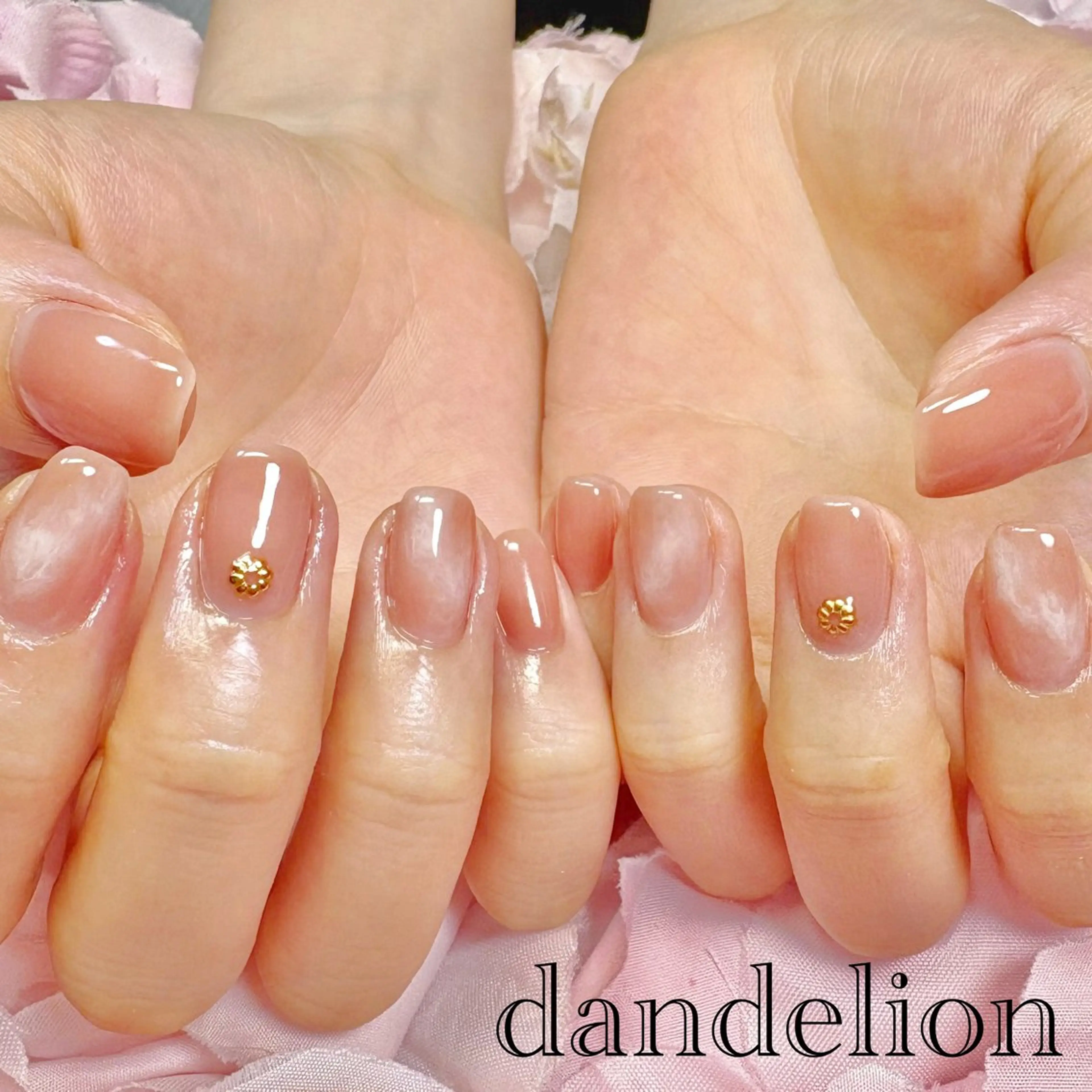 ネイル ハンドネイル ハンドケア dandelion ダンデライオンのネイルデザイン