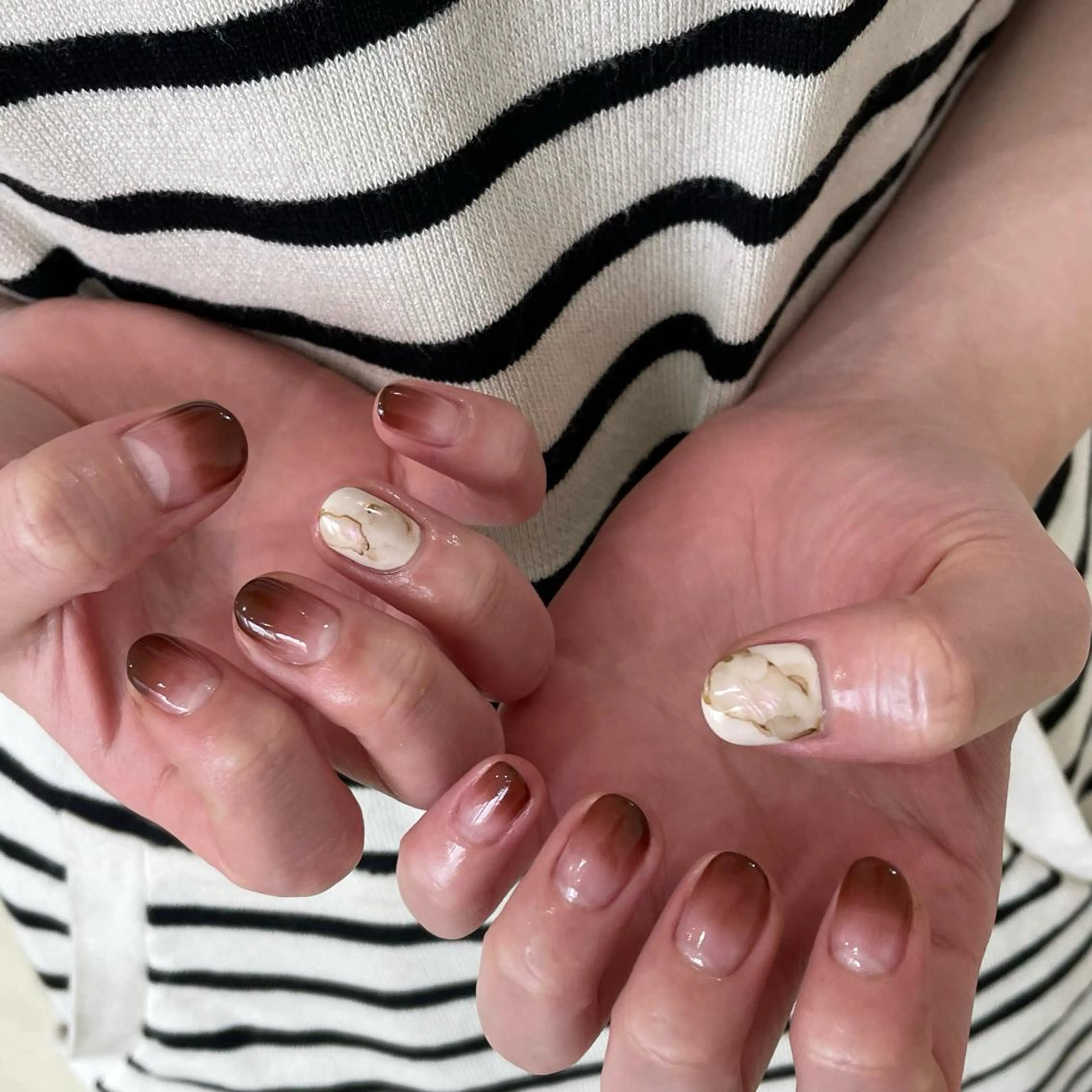 ネイル アートネイル グラデーション ｵｵﾀｹ ﾚｲﾅのネイルデザイン