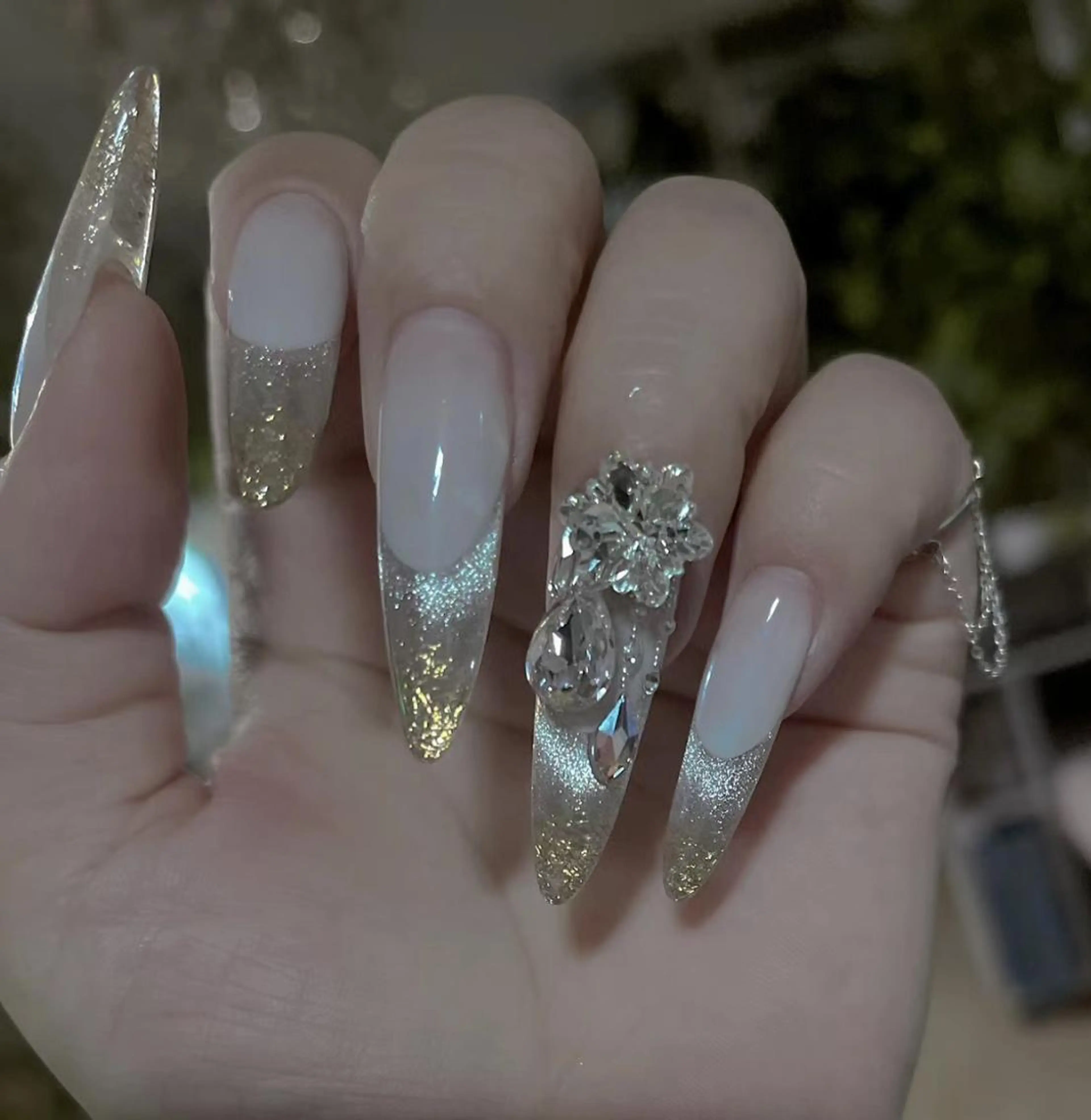 ネイル ワンホンネイル AB マツエクネイルサロンのネイルデザイン