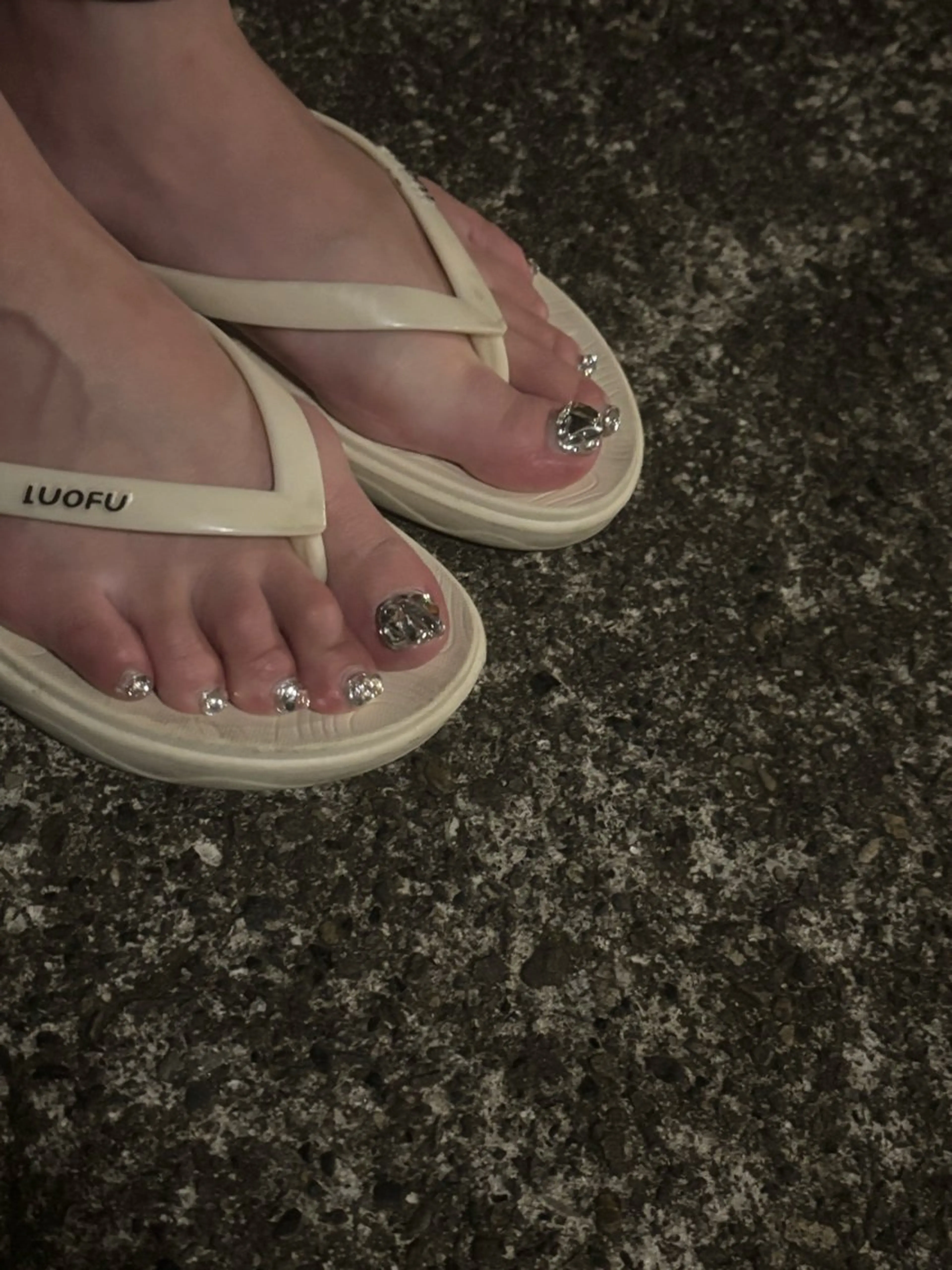 初回💜フットジェルネイル（持ち込みデザインok）新規様限定💅やり放題　¥7700の写真