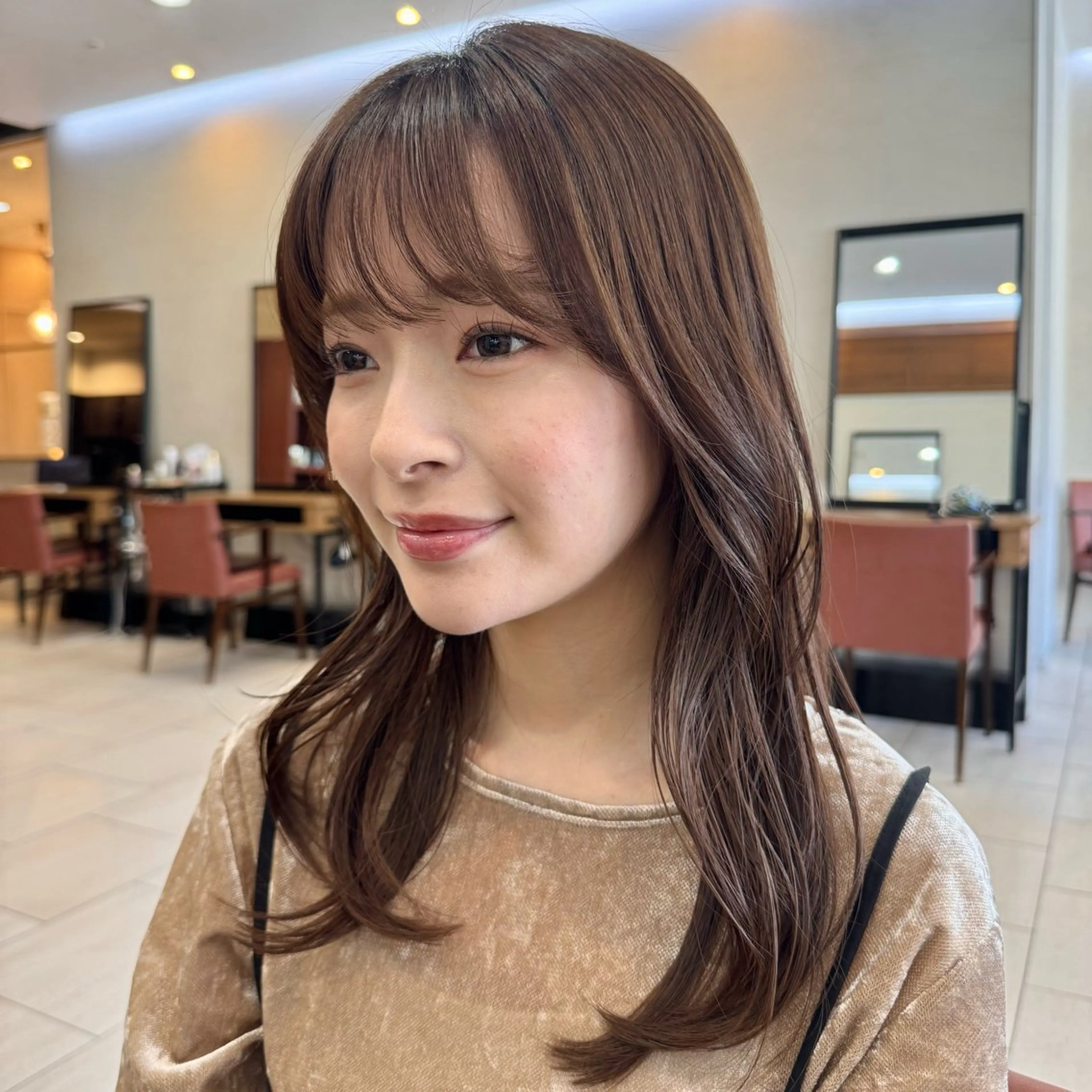 ミディアム カラー カット ヘアカラー トリートメント 透明感カラー/レイ ヤー/Nana🌈のヘアスタイル