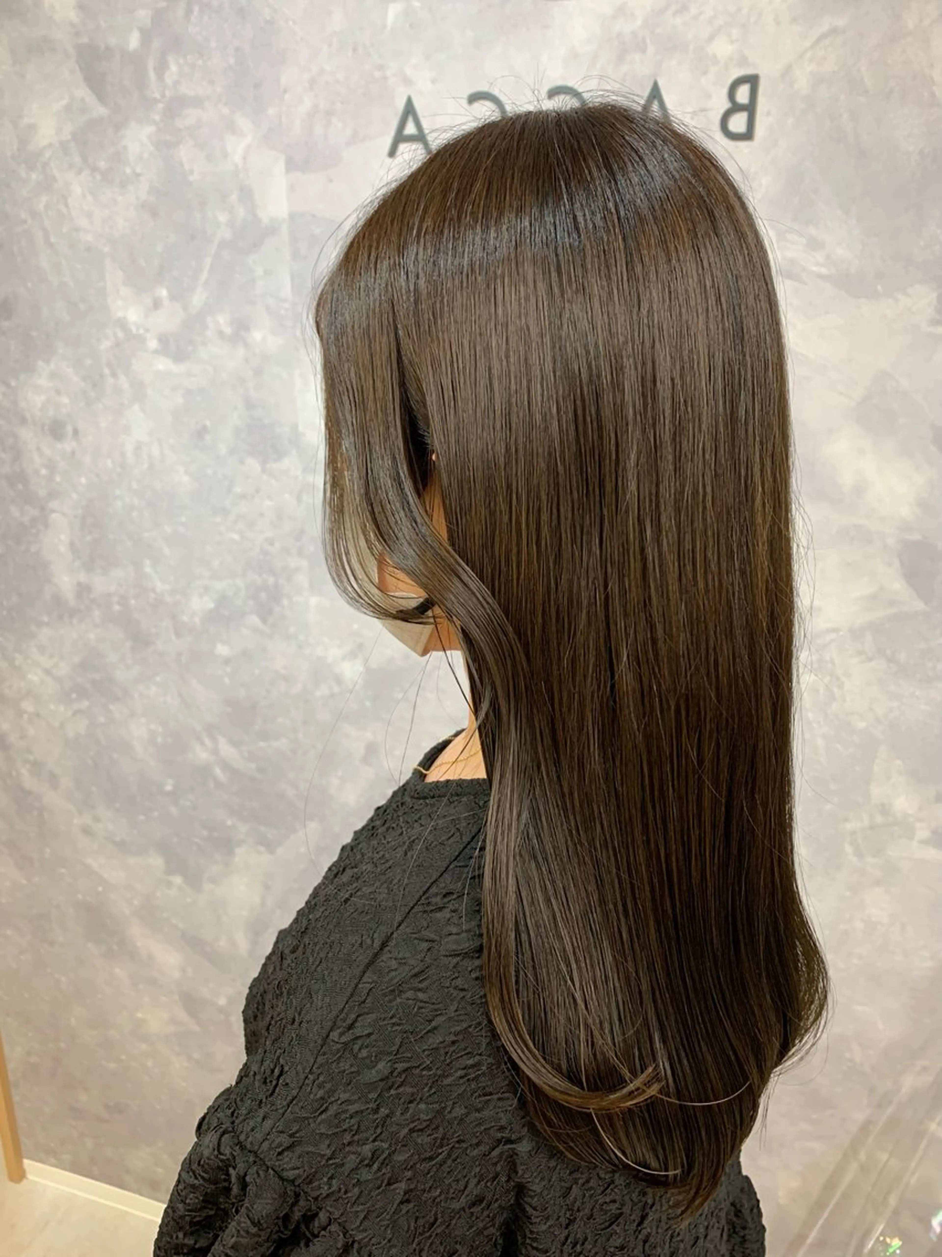 ロング カラー アッシュ アッシュグレー イルミナカラー 髪質改善 ロング 桜木町2分/くびれ /ボブ/ナチュラルのヘアスタイル