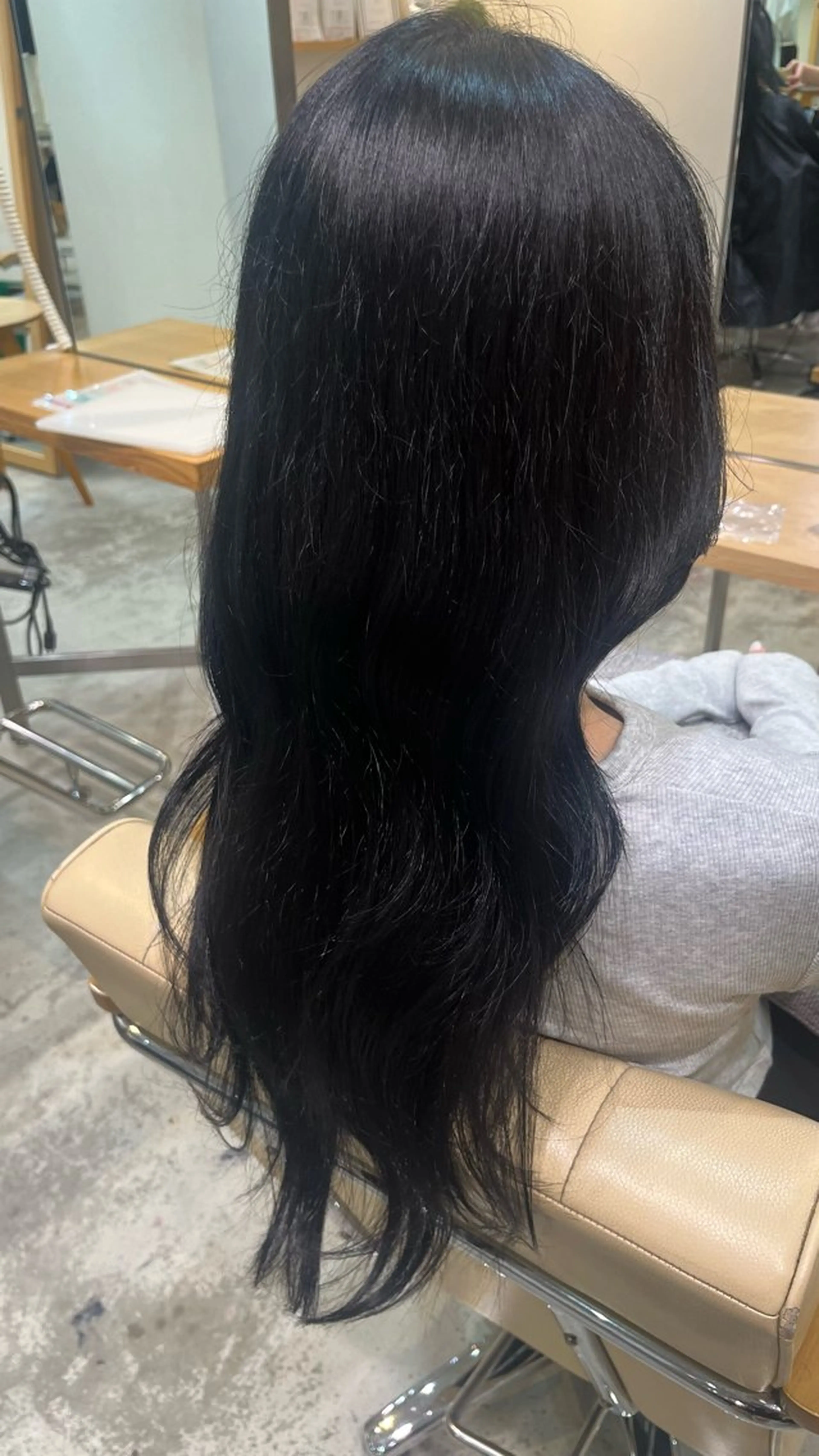 ロング カラー 黒髪 ブルーカラー ブルーブラック ヘアカラー Matsunaga Rihoのヘアスタイル