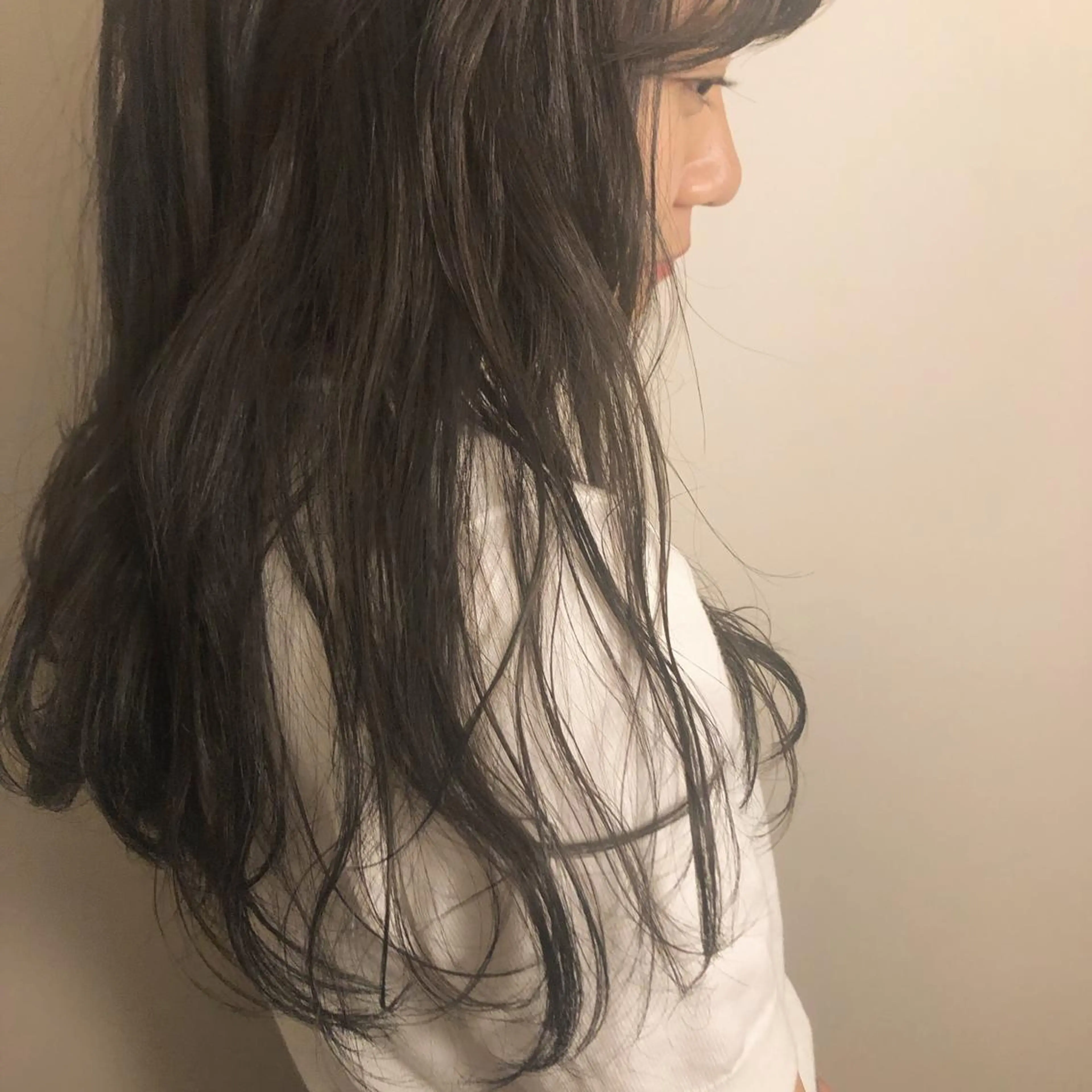 ロング カラー アッシュ ベージュカラー 透明感カラー やまもと さえのヘアスタイル