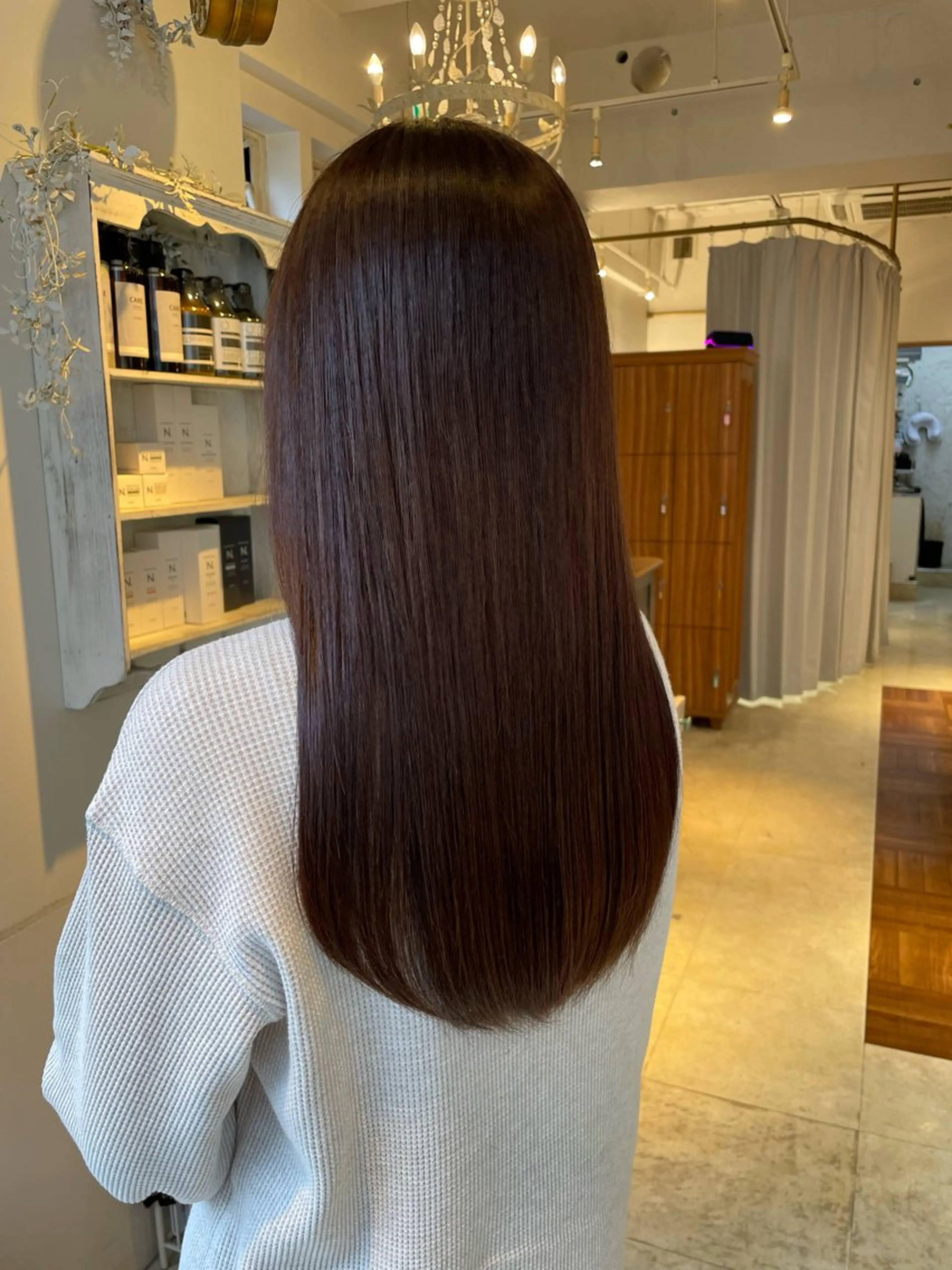 ロング LOREN 自由が丘所属・北田🌟小顔レイヤー 🌟人気カラーのヘアスタイル