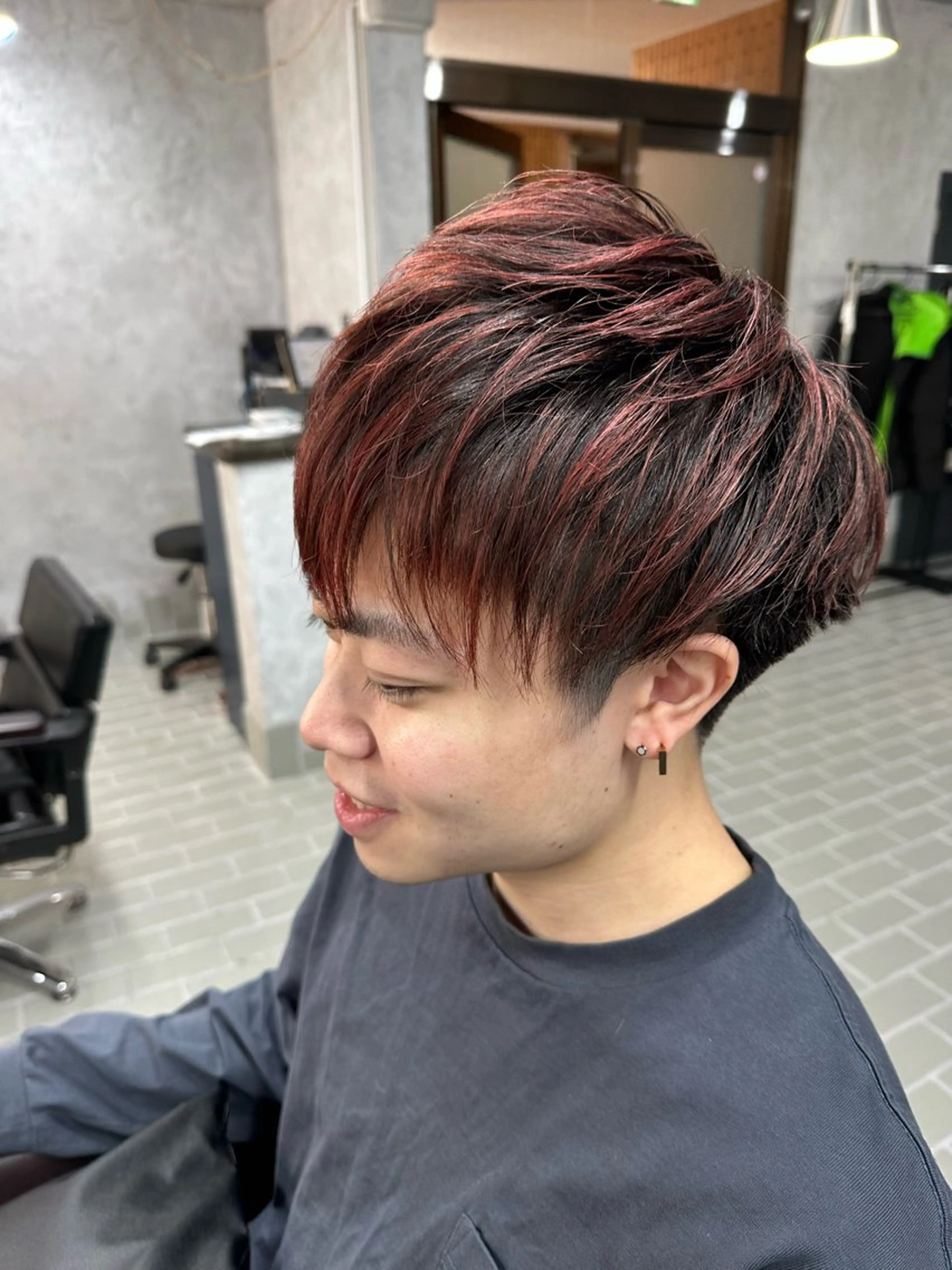 ショート カット ヘアカラー 髪質改善ayame 横山諒のヘアスタイル