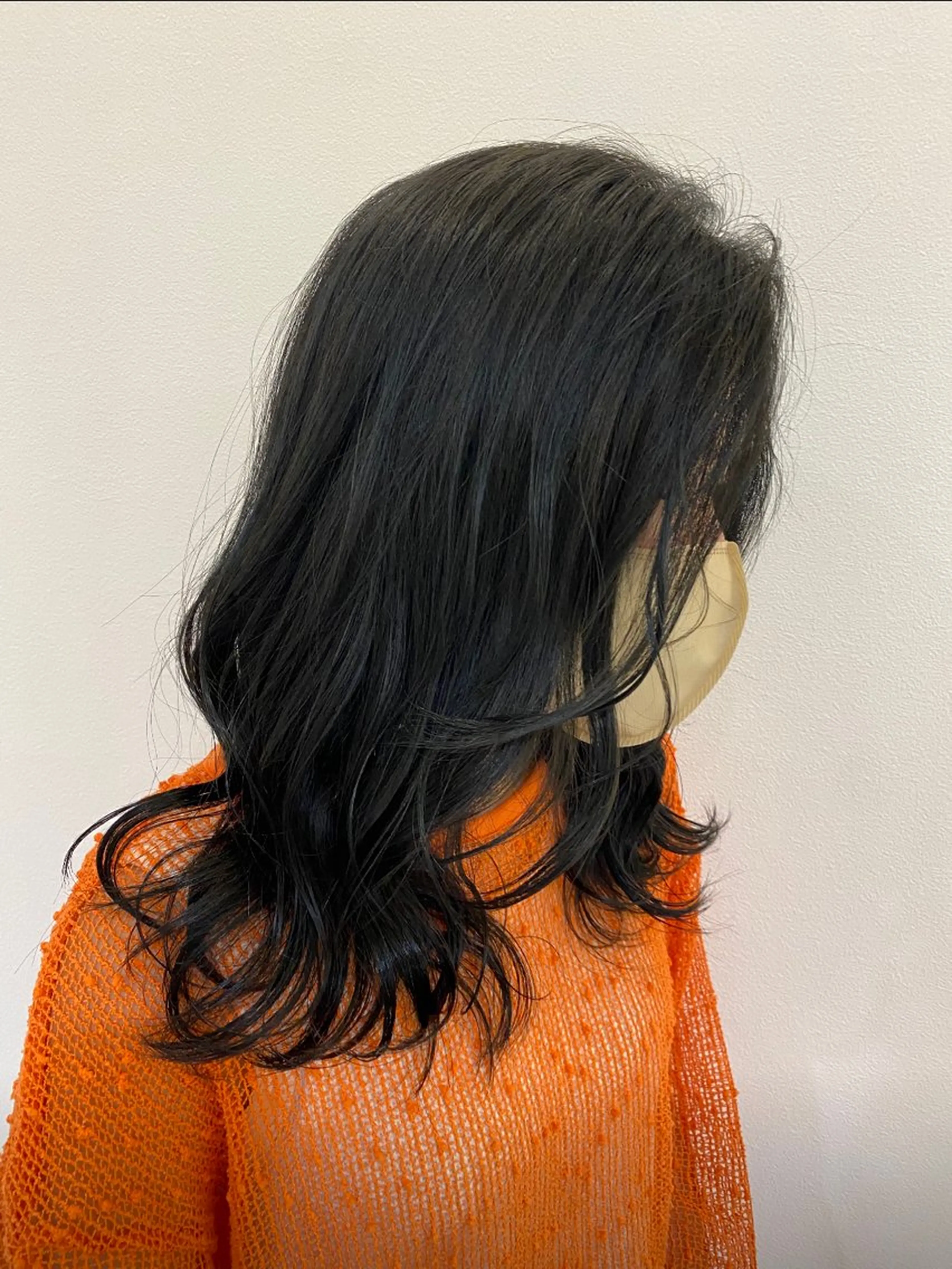 ロング カラー 黒髪 ブルーカラー ブルーブラック カット ヘアカラー トリートメント 韓国ヘア nanahaのヘアスタイル